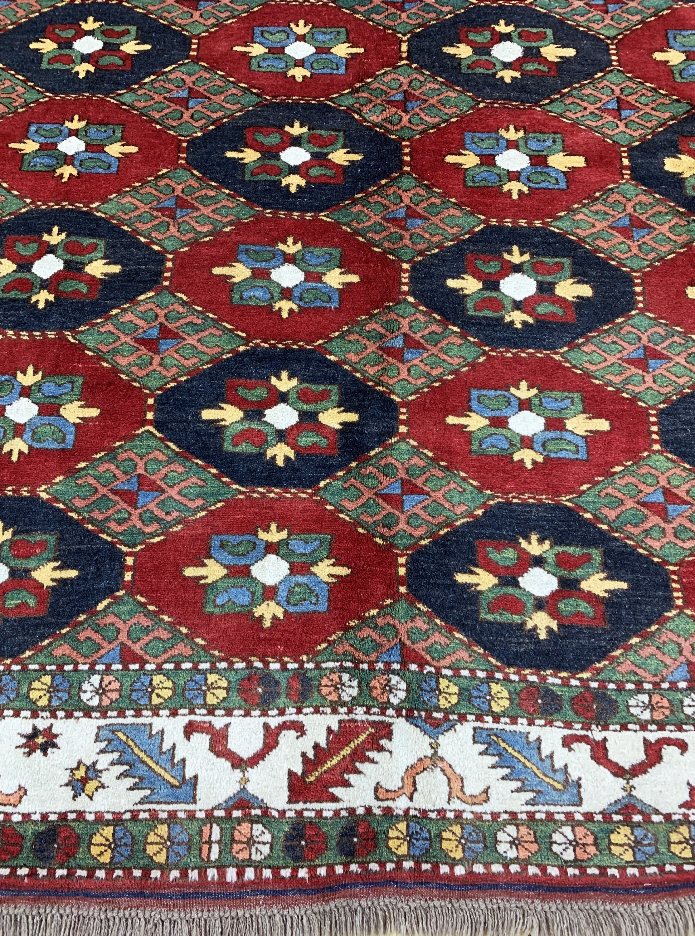 Detail c: Kazak neugeknüpft, Pakistan, Ende 20.Jhd, Wolle auf Wolle, ca. 205 x 190 cm, EHZ: 2