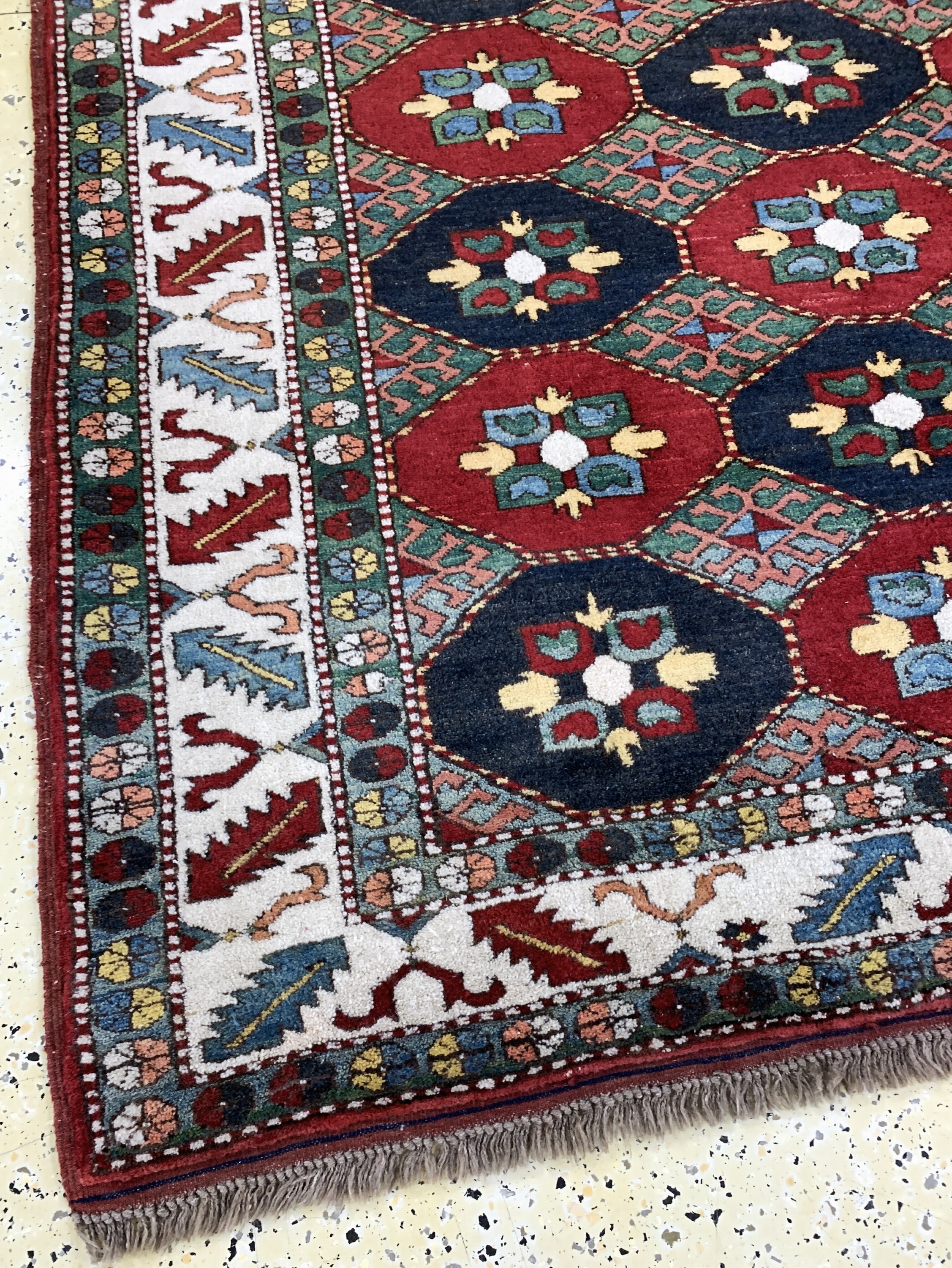 Detail e: Kazak neugeknüpft, Pakistan, Ende 20.Jhd, Wolle auf Wolle, ca. 205 x 190 cm, EHZ: 2