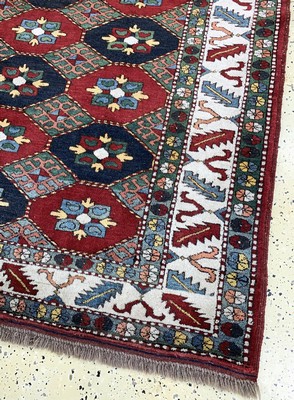 27035161d - Kazak neugeknüpft, Pakistan, Ende 20.Jhd, Wolle auf Wolle, ca. 205 x 190 cm, EHZ: 2