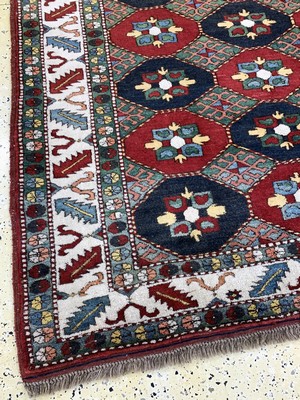 27035161e - Kazak neugeknüpft, Pakistan, Ende 20.Jhd, Wolle auf Wolle, ca. 205 x 190 cm, EHZ: 2