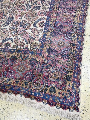 27035291g - Kerman´Lawar´antik, Persien, um 1900, Wolleauf Baumwolle, ca. 460 x 310 cm, gereinigt, ...