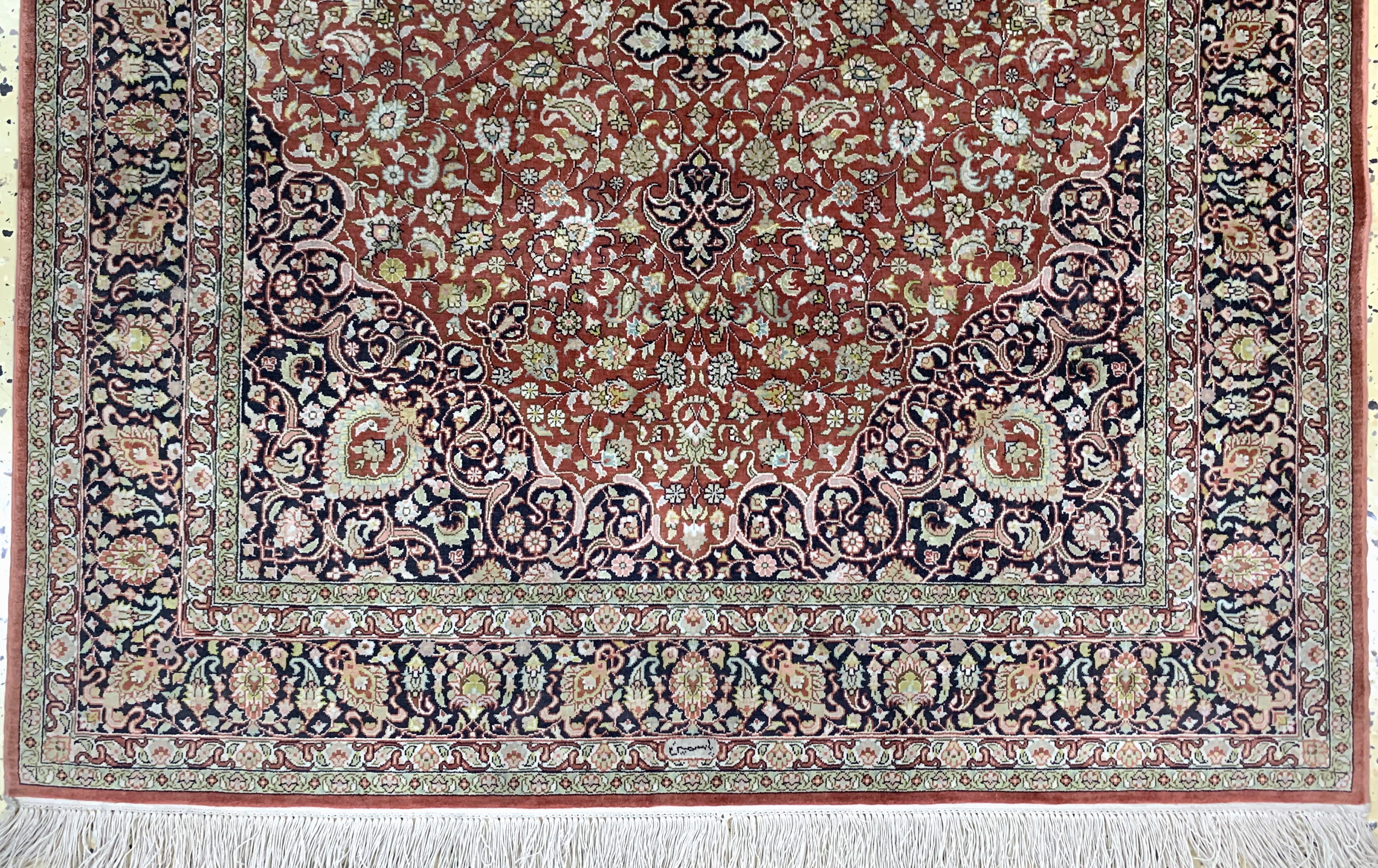 Detail b: Hereke Seide fein, China, Ende 20.Jhd, reine Naturseide, ca. 152 x 95 cm, ca. 1,0 Mio. Kn/qm, EHZ: 2