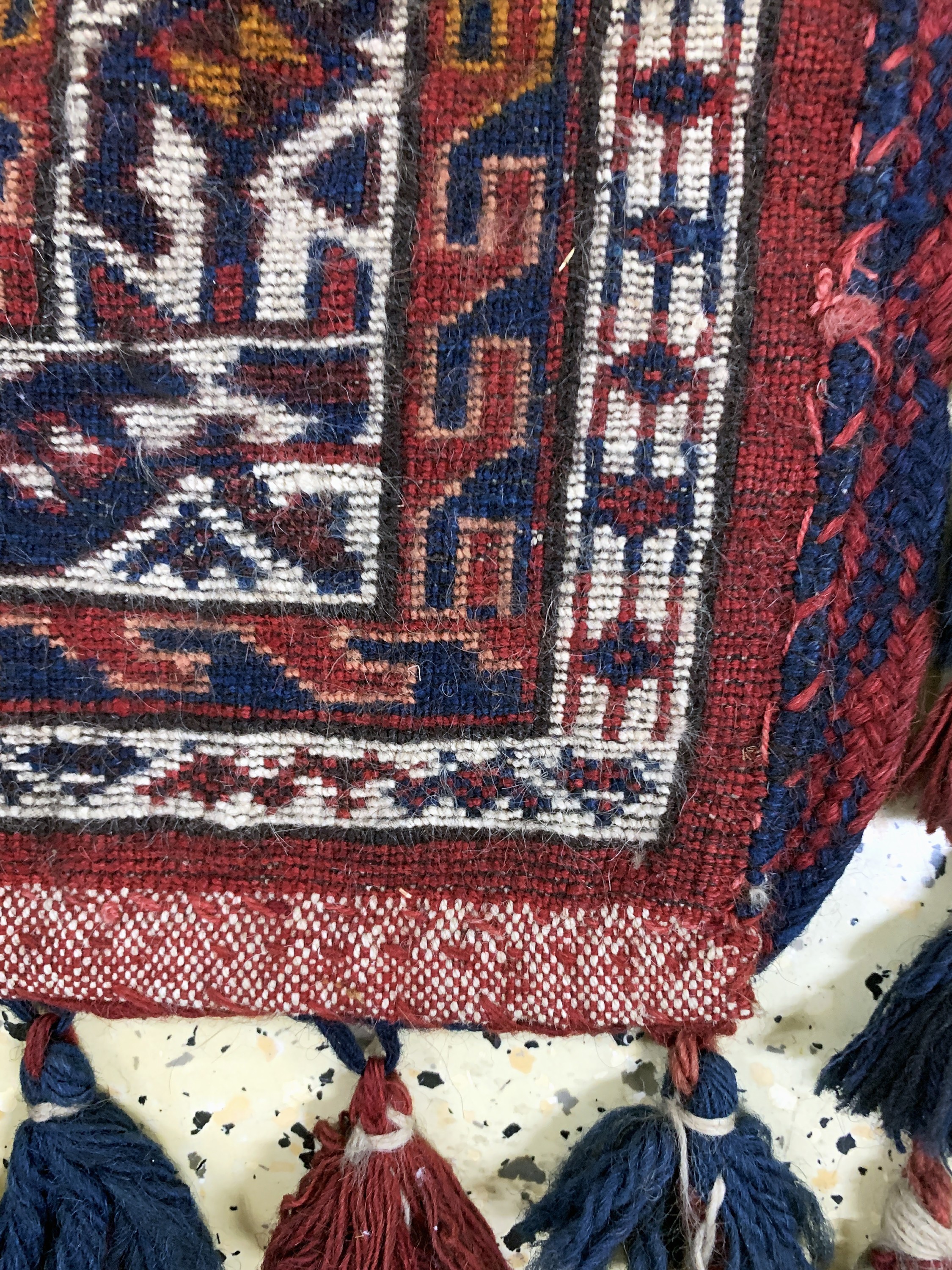 Detail f: Yomud"Asmalyk", Turkmenistan, Anfang 20.Jhd, Wolle auf Wolle, ca. 104 x 75 cm, EHZ:2