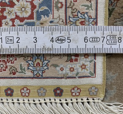 27035318e - Hereke Seide sehr fein, Türkei signiert, Ende 20.Jhd, reine Naturseide, ca. 65 x 46 ...