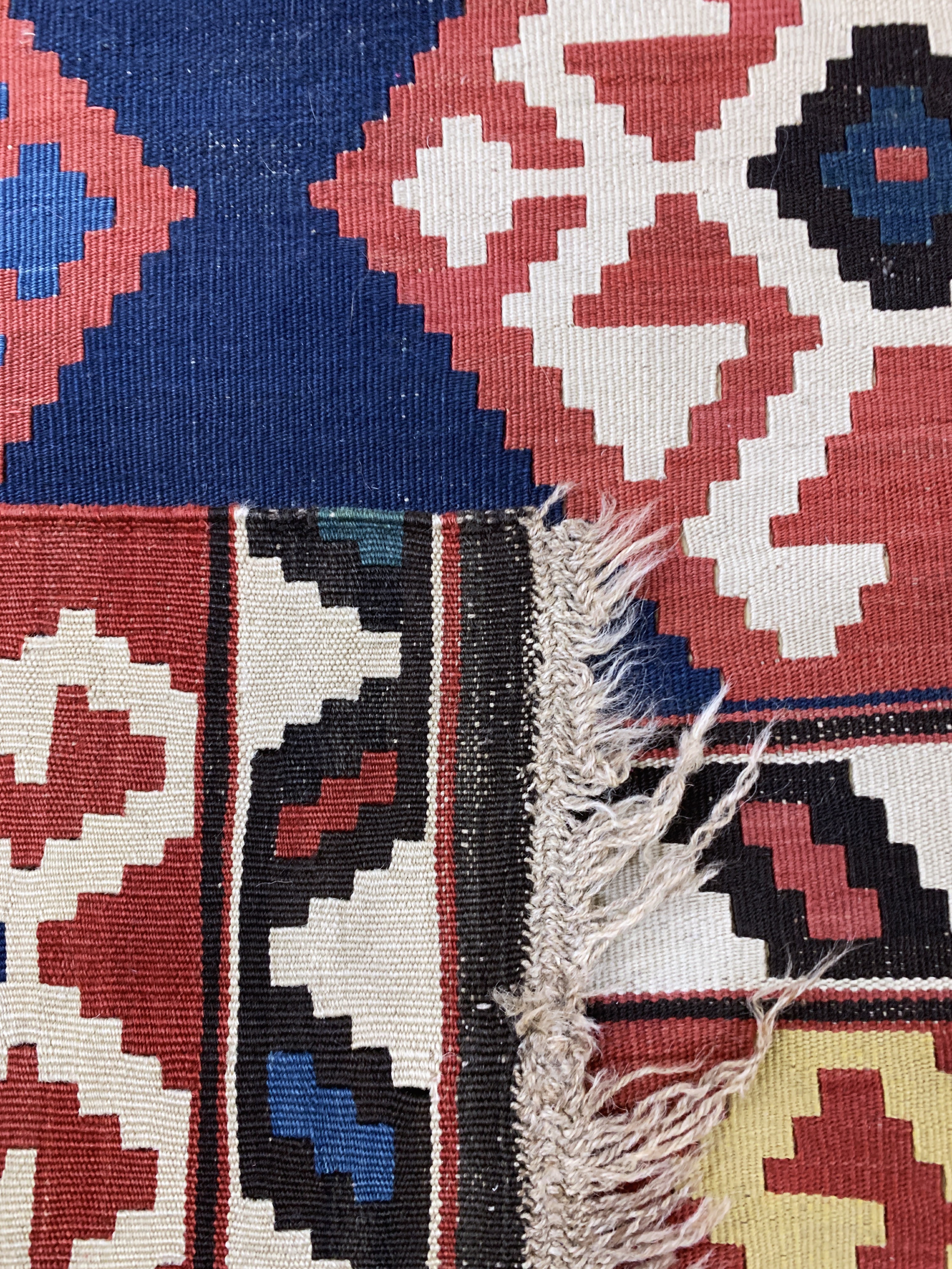 Detail h: Antiker Schirwan Kelim, Kaukasus, 19.Jhd, Wolle auf Wolle, ca. 275 x 210 cm, EHZ: 2