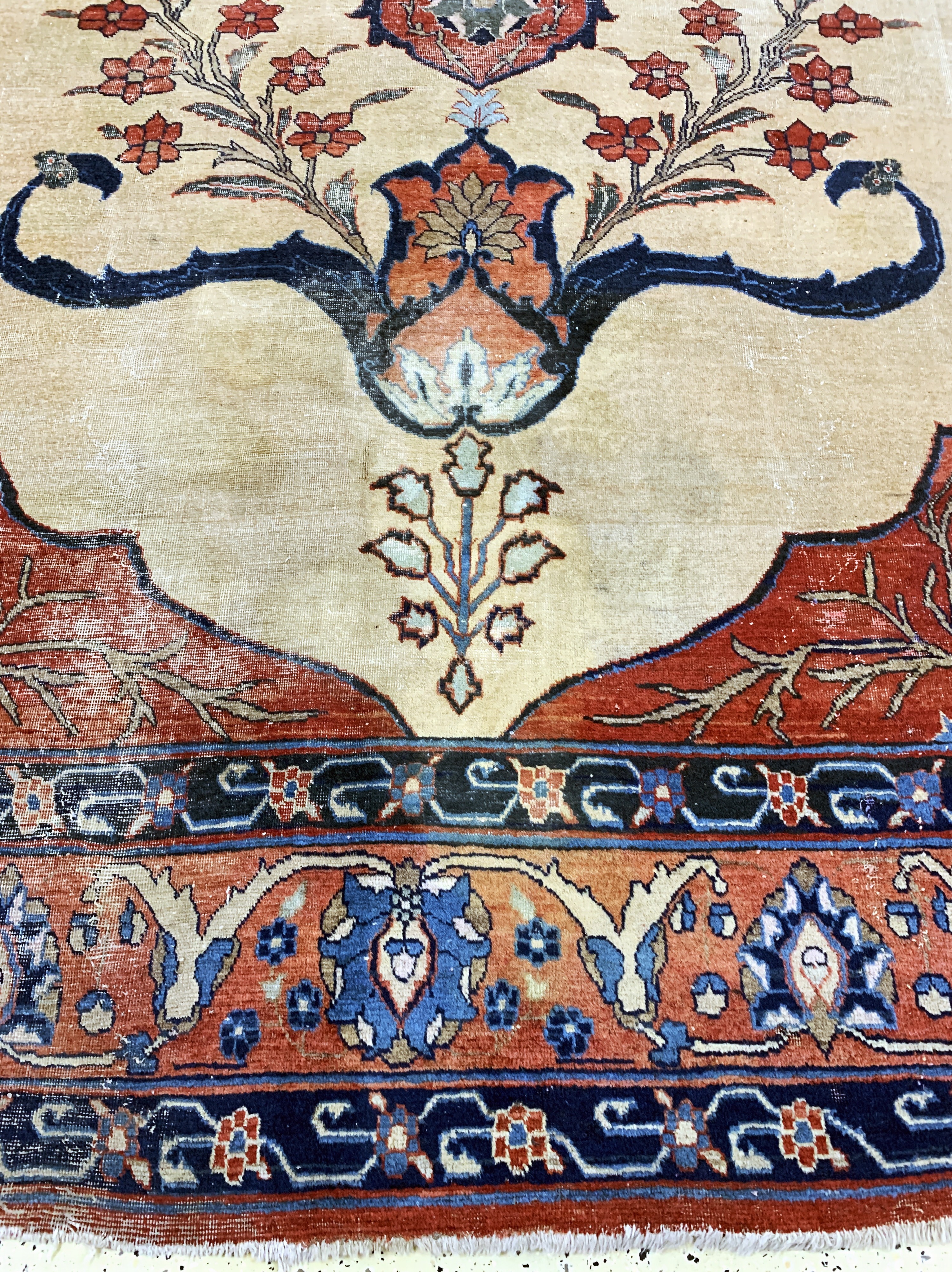 Detail c: Antiker Täbriz, Persien, um 1900, Wolle aufBaumwolle, ca. 390 x 280 cm, EHZ: 4