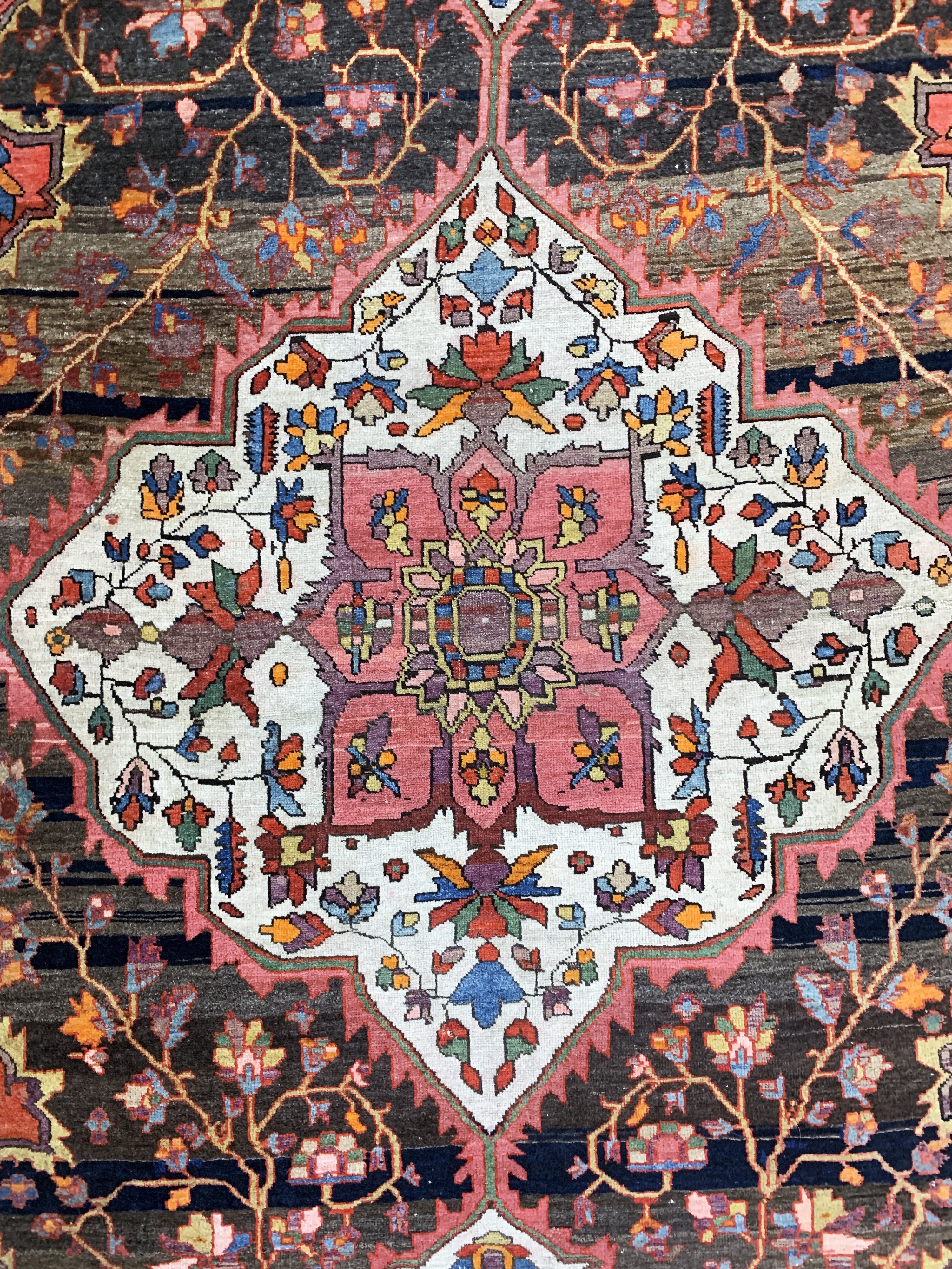 Detail d: Antiker Farahan, Persien, 19.Jhd, Wolle aufBaumwolle, ca. 193 x 130 cm, EHZ: 2-3