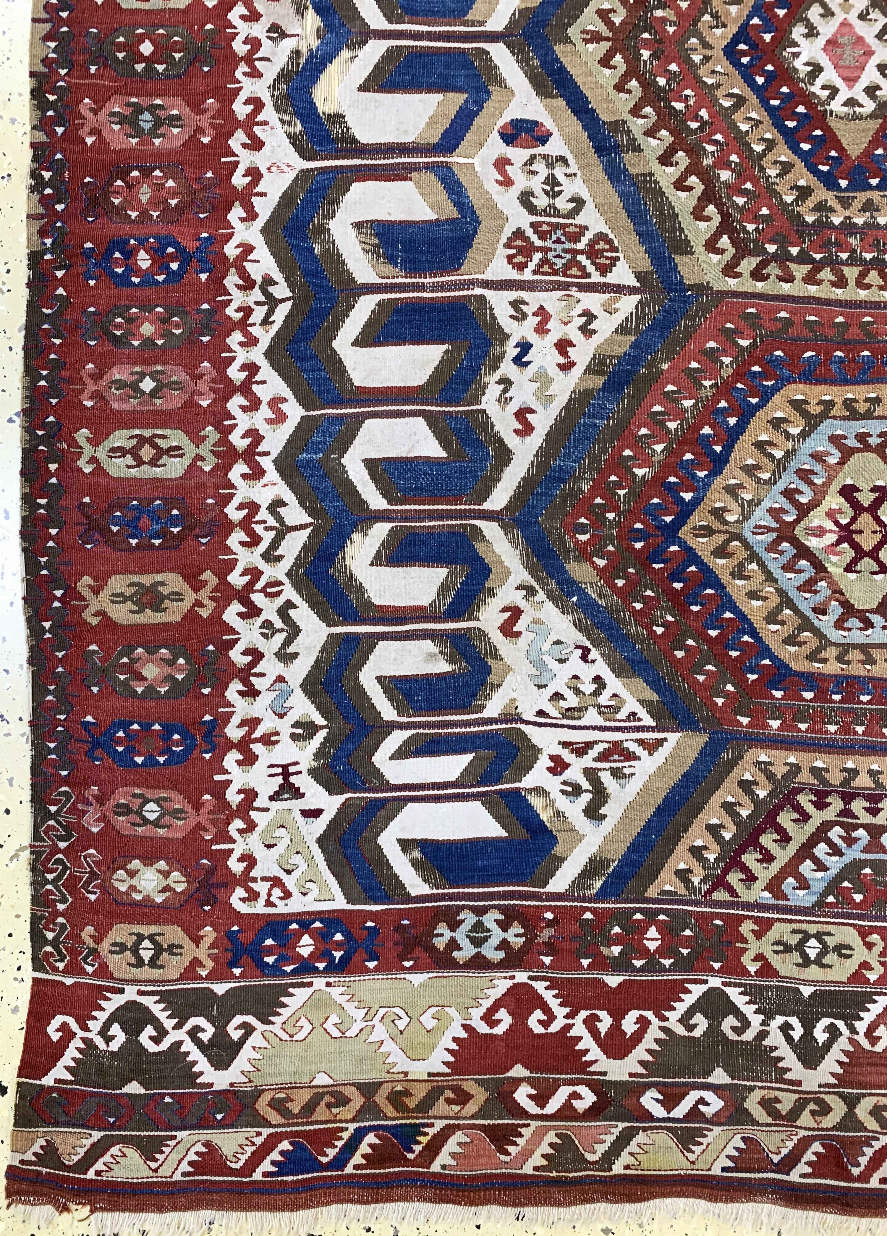 Detail b: Antiker Konya Kelim, Türkei, 19.Jhd, Wolle auf Wolle, ca. 420 x 165 cm, EHZ: 3