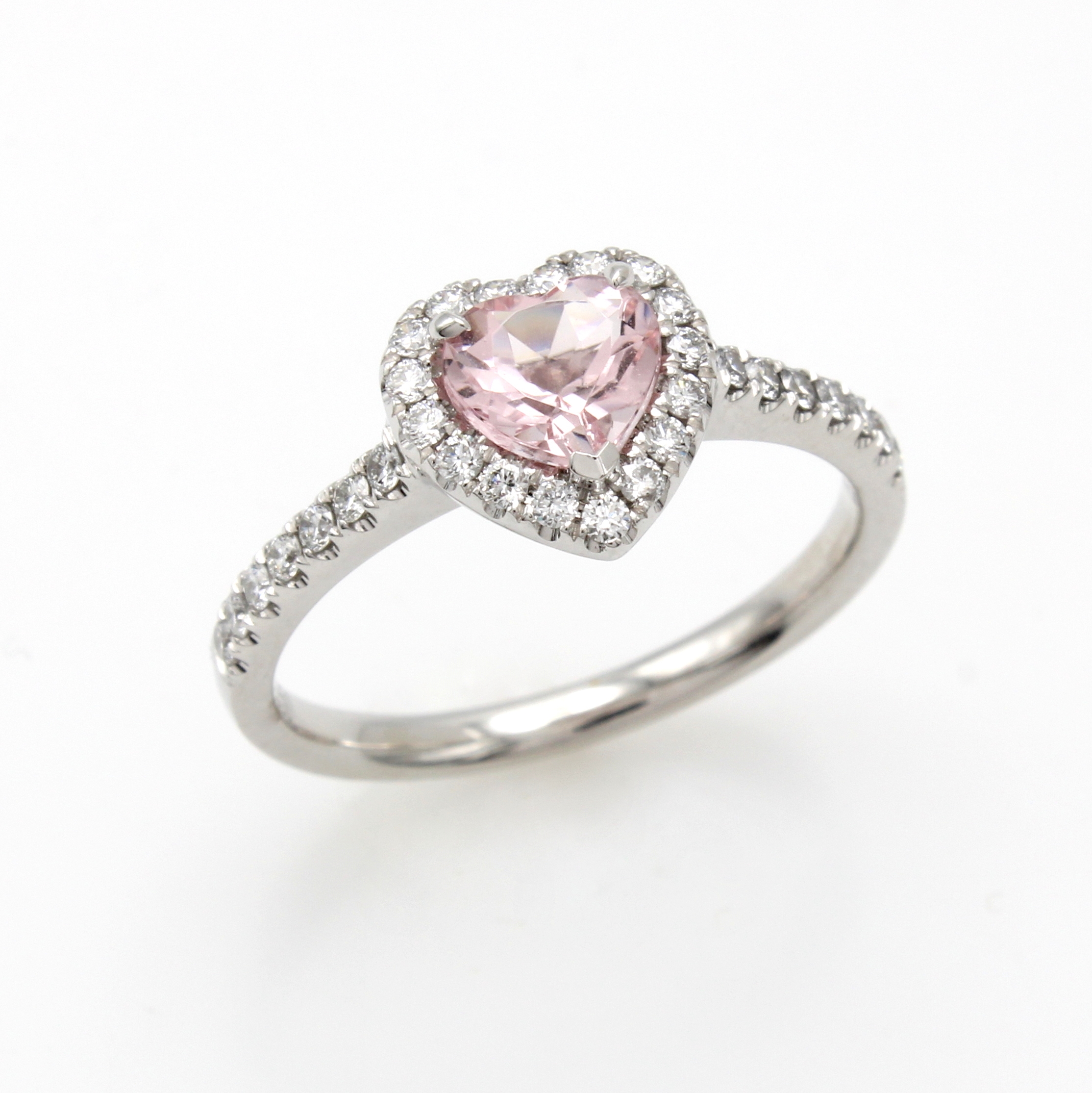 Image 27035453 - Ring ´Herz´ mit Morganit und Brillanten, Platin 950/000, fac. Morganitherz ca. 0.65 ct ...