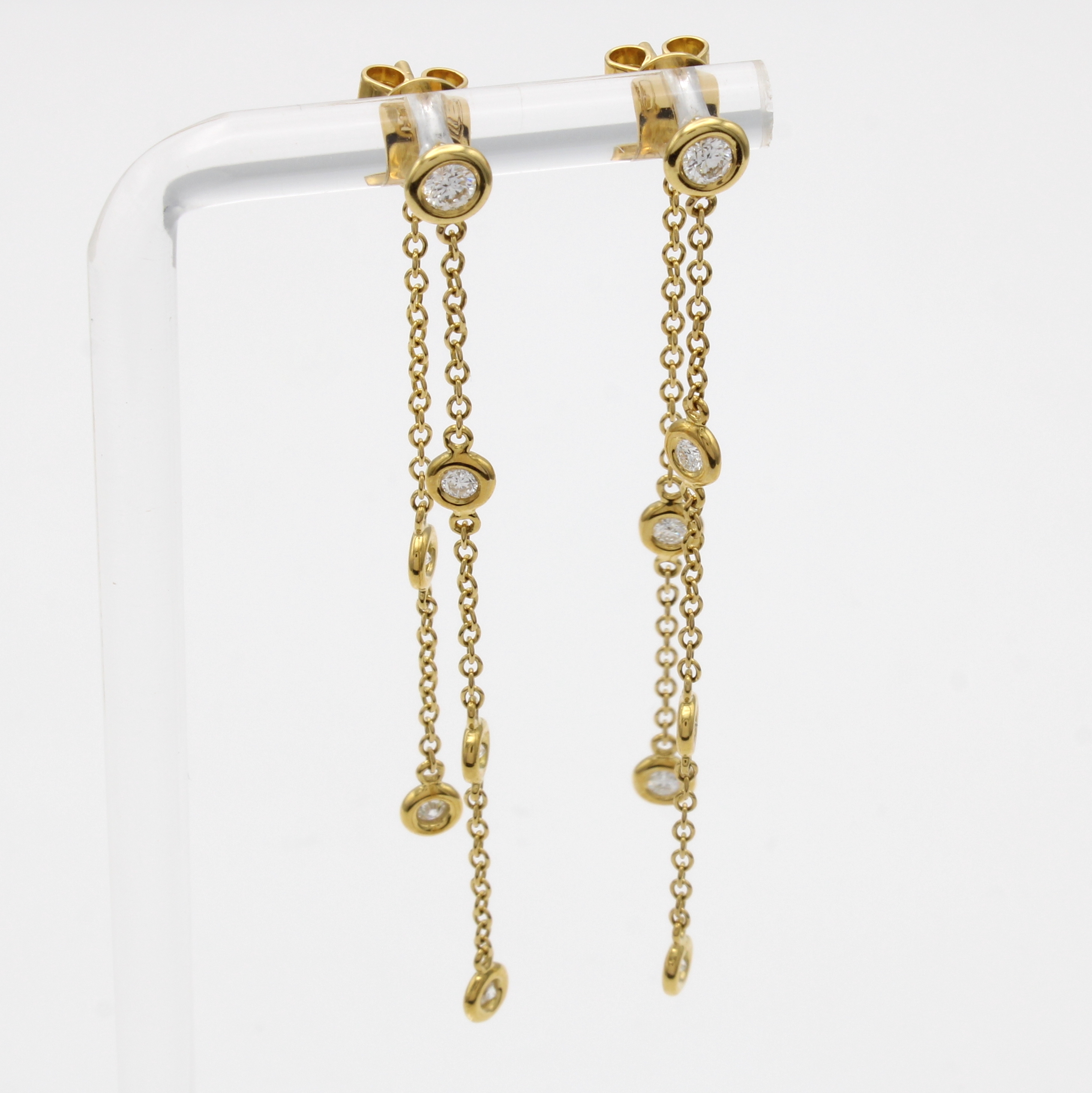 Image 27035465 - Paar Ohrstecker mit Brillanten, GG 750/000, jeweils eine Abhängung vorderseitig und ...