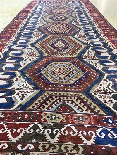 27035452g - Antiker Konya Kelim, Türkei, 19.Jhd, Wolle auf Wolle, ca. 420 x 165 cm, EHZ: 3 ...