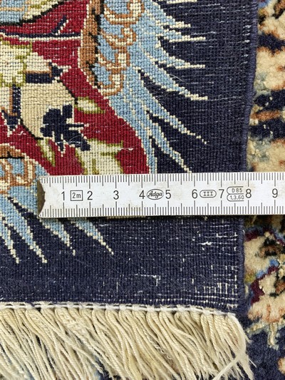 27035460f - Esfahan fein, Persien, Mitte 20.Jhd, Korkwolle mit und auf Seide, ca. 170 x 110 cm,ca. ...