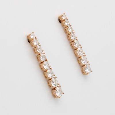 27035466a - Paar Ohrstecker mit Brillanten, RG 750/000, 16 Brill. im Verlauf gearb. zus. ca. 1.80 ct ...