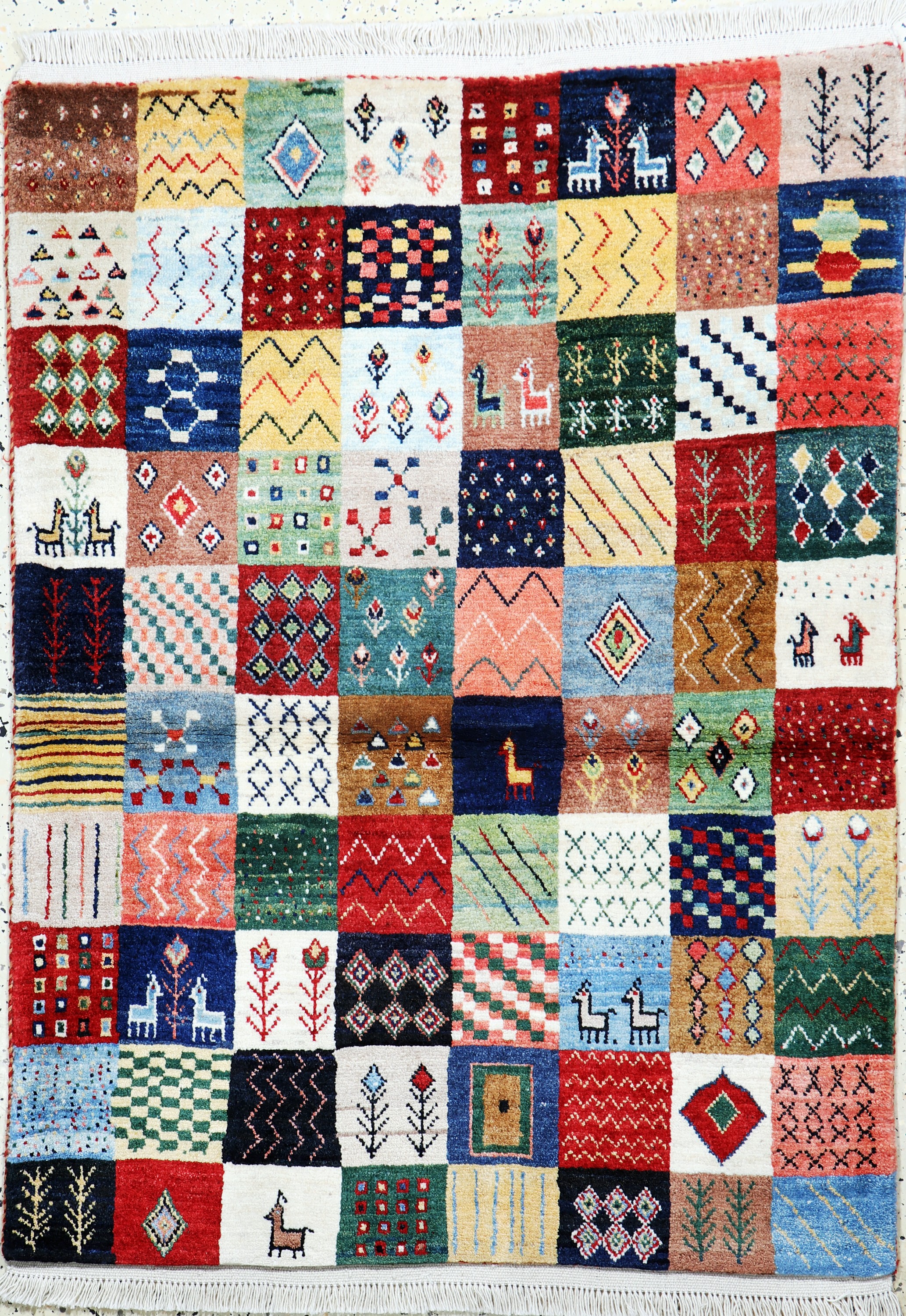 Image 27036411 - Gabbeh alt, Persien, ca. 50 Jahre, Wolle auf Wolle, ca. 152 x 102 cm Schätzpreis: 990, ...