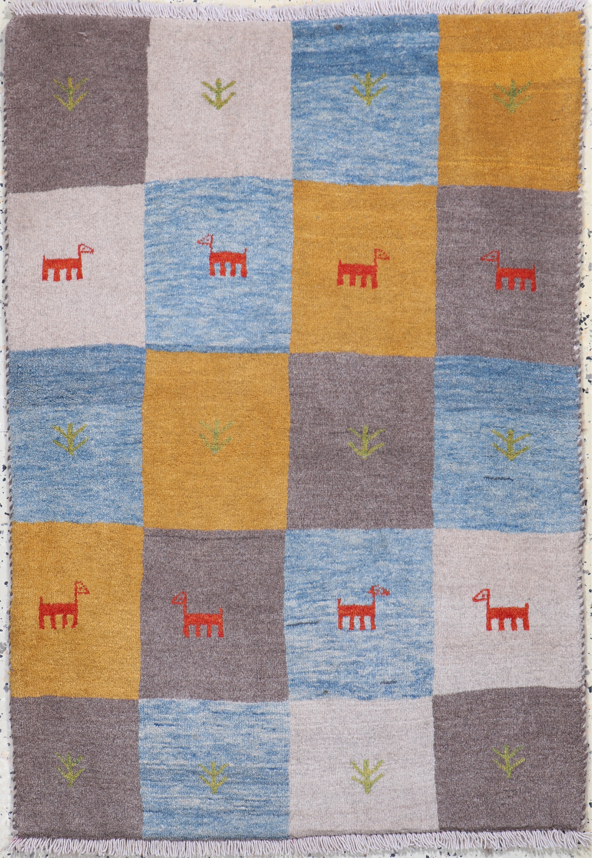 Image 27036415 - Gabbeh alt, Persien, ca. 50 Jahre, Wolle auf Wolle, ca. 110 x 80 cm Schätzpreis: 490, ...