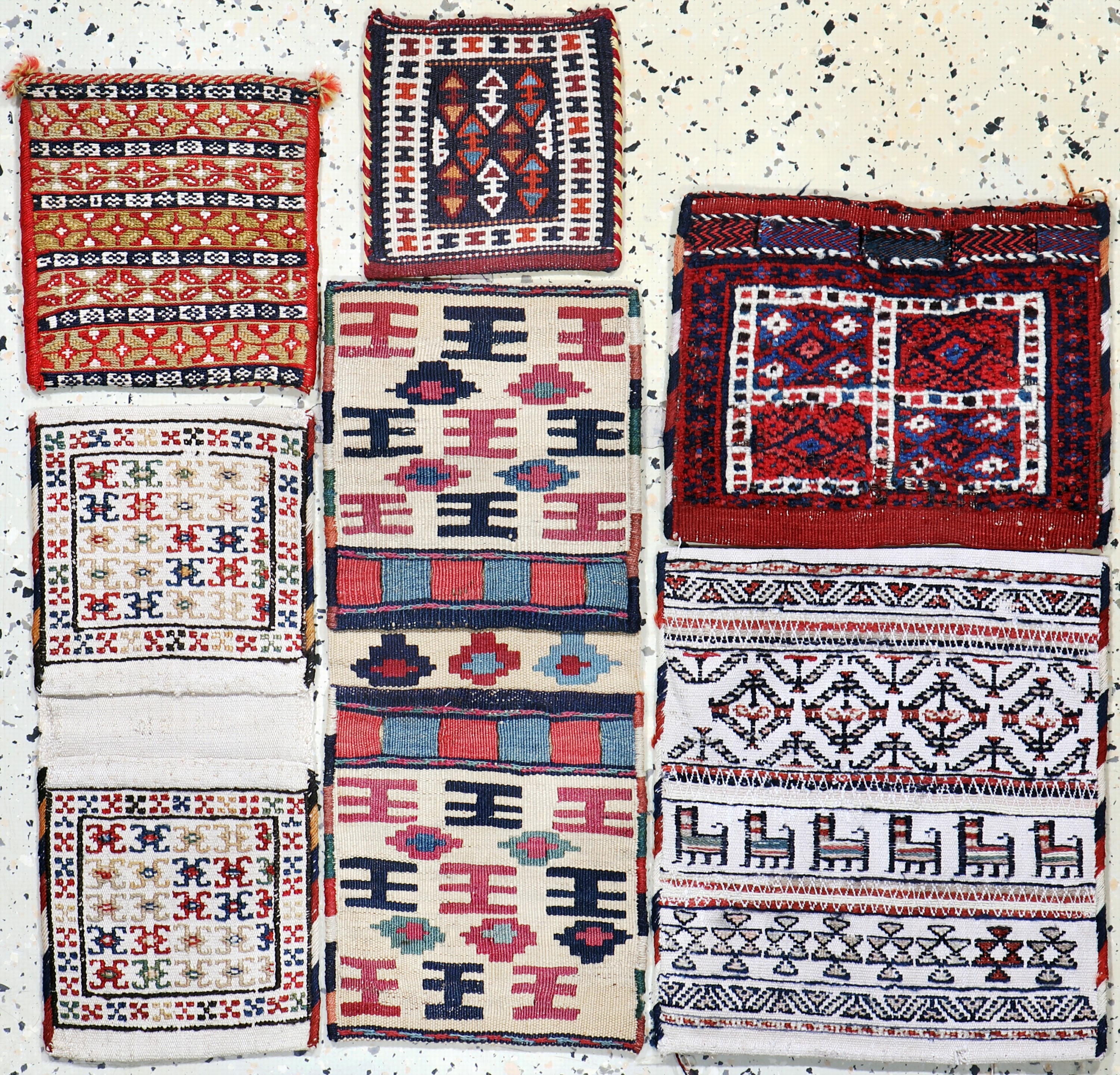 Image 27036431 - Konvolut aus 6 Taschen, Persien, Anfang bisMitte 20.Jhd, Wolle auf Wolle, ca. 53 x 23 ...