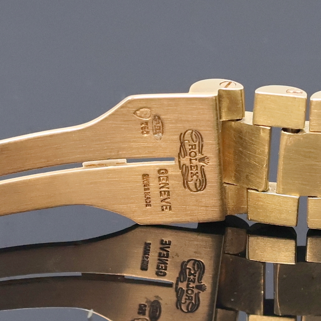 Detail c: ROLEX Datejust Herrenarmbanduhr am Präsidentband in GG 750/000 Referenz 1601, Schweiz um 1973, Automatik, verschr. Oystergeh., geriffelte Lünette, ...