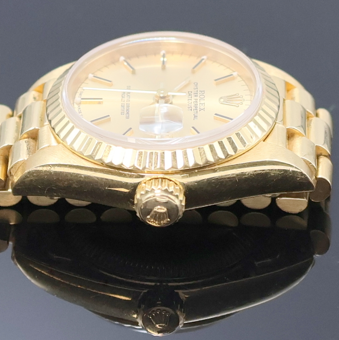 Detail d: ROLEX Datejust Referenz 69178 Damenarmbanduhr am Präsidentband in GG 750/000, Schweiz um 1986, Automatik, Oystergeh. m. geriffelter Lünette, Boden ...