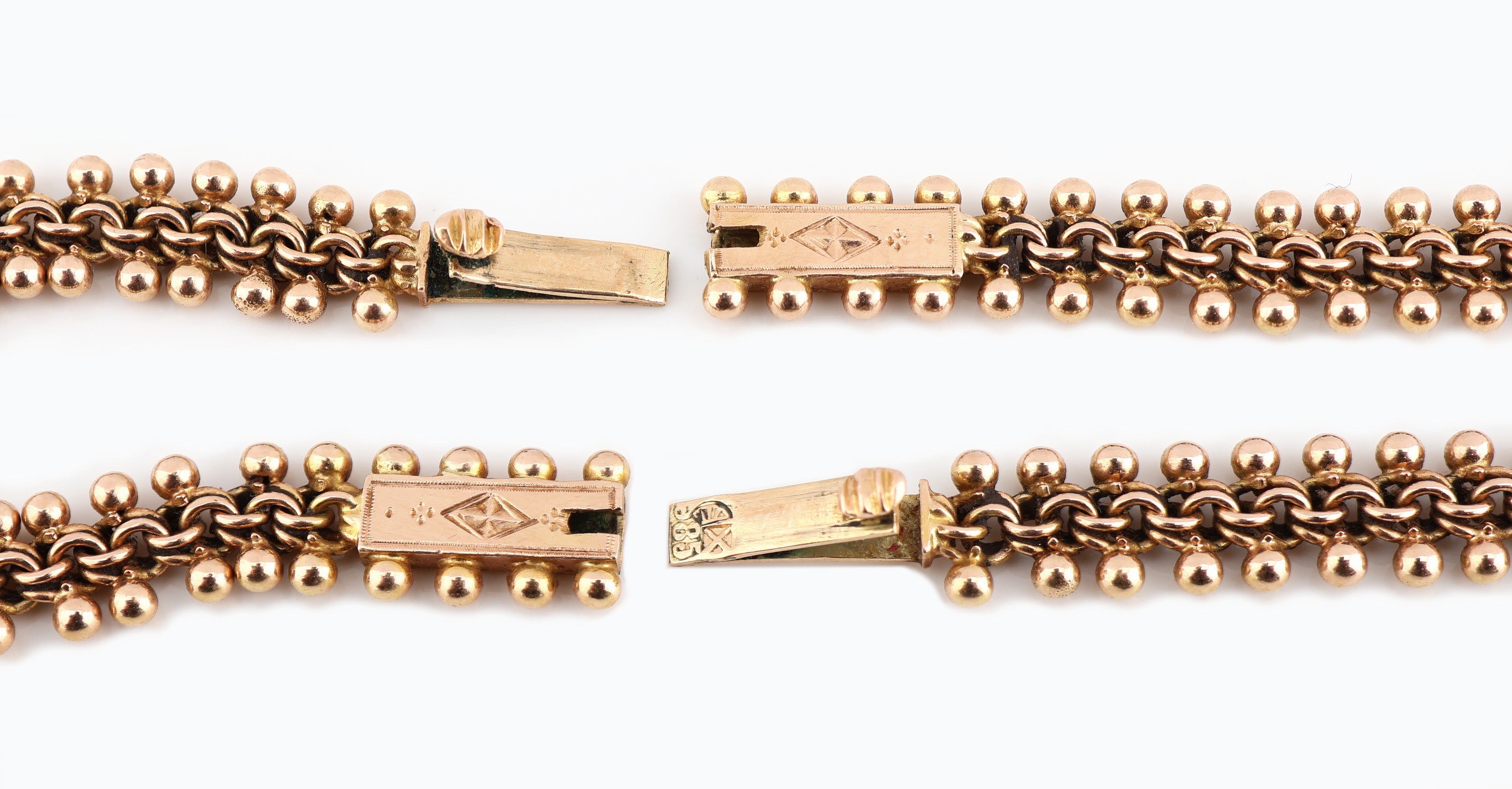 Detail b: 14 kt Gold Perl-Collier, deutsch, um 1870-80, GG 585/000, Gliederkette mit kl. Kugeln undSaatperlen, bewegl. abgehangenes Mittelteil filigran ...