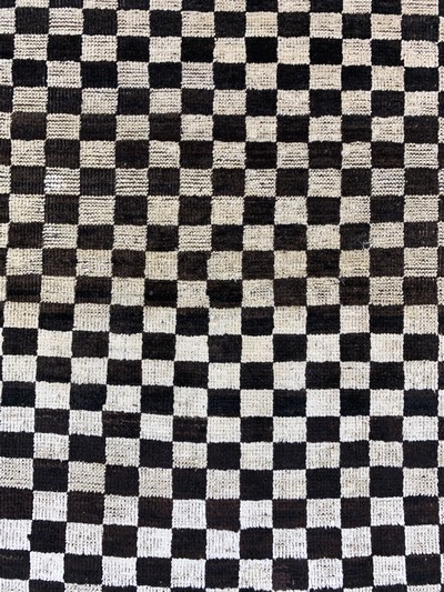 27036421c - Louri Gabbeh Persien, ´Schachbrett´Motiv, Anfang 20.Jhd, Wolle auf Baumwolle, ca. 138 x ...