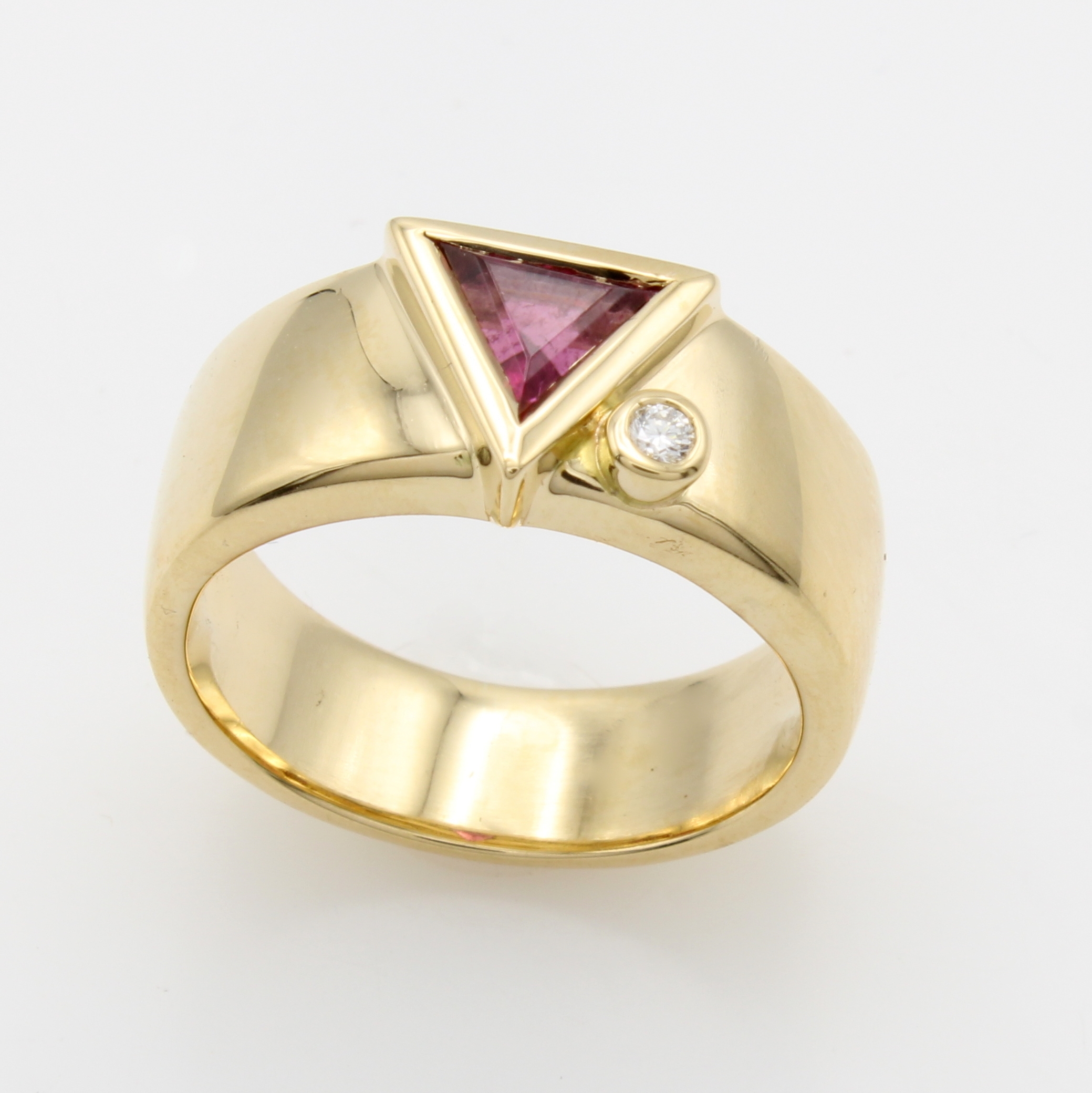 Image 27036503 - Ring mit Turmalin und Brillant, GG 750/000, Brill. ca. 0.03 ct feines Weiß/vs2, rosa ...