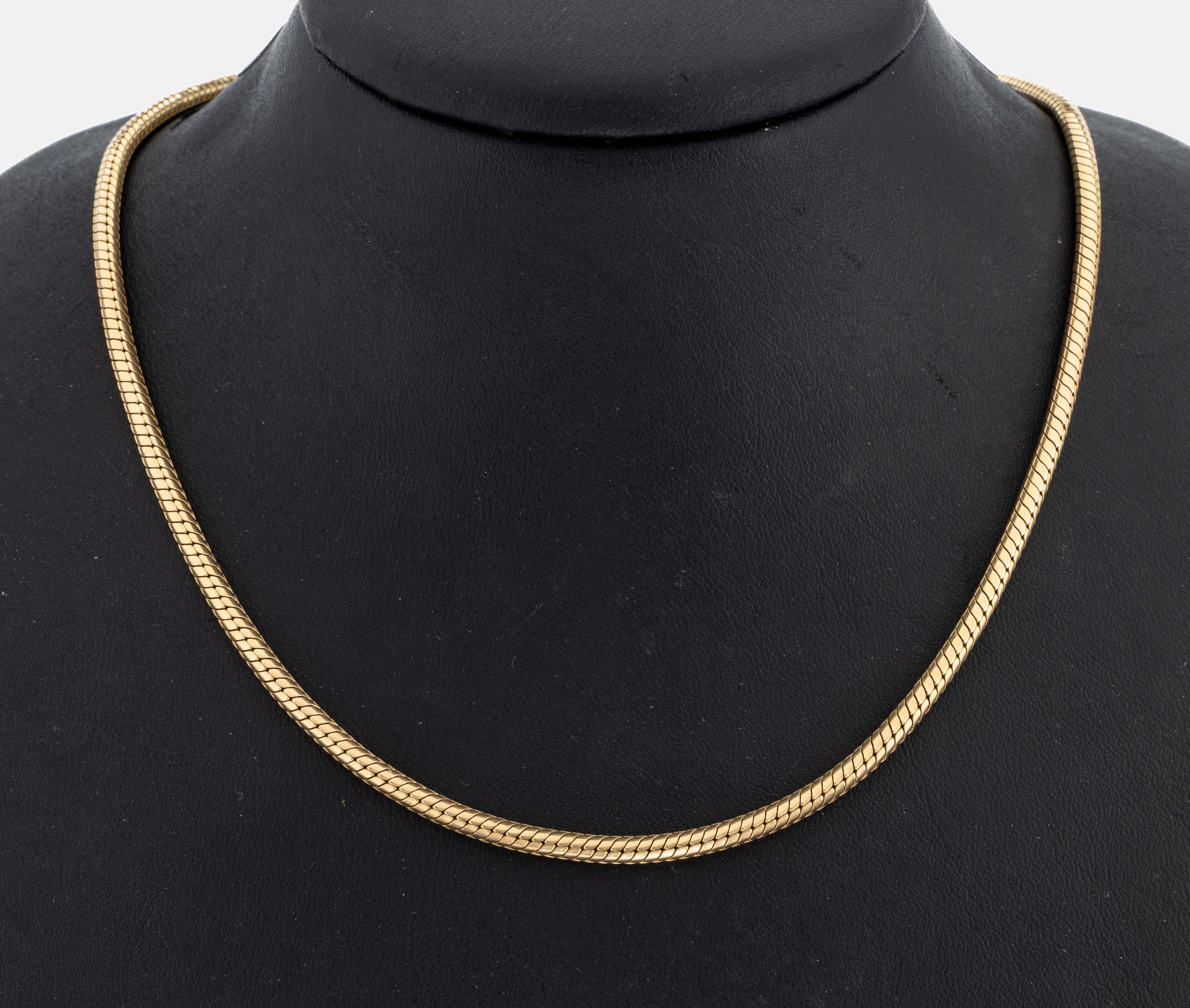 Image 27036507 - 14 kt Gold Schlangenkette, GG 585/000, L. ca. 45.5 cm, Karabinerschließe, ca. 15 g