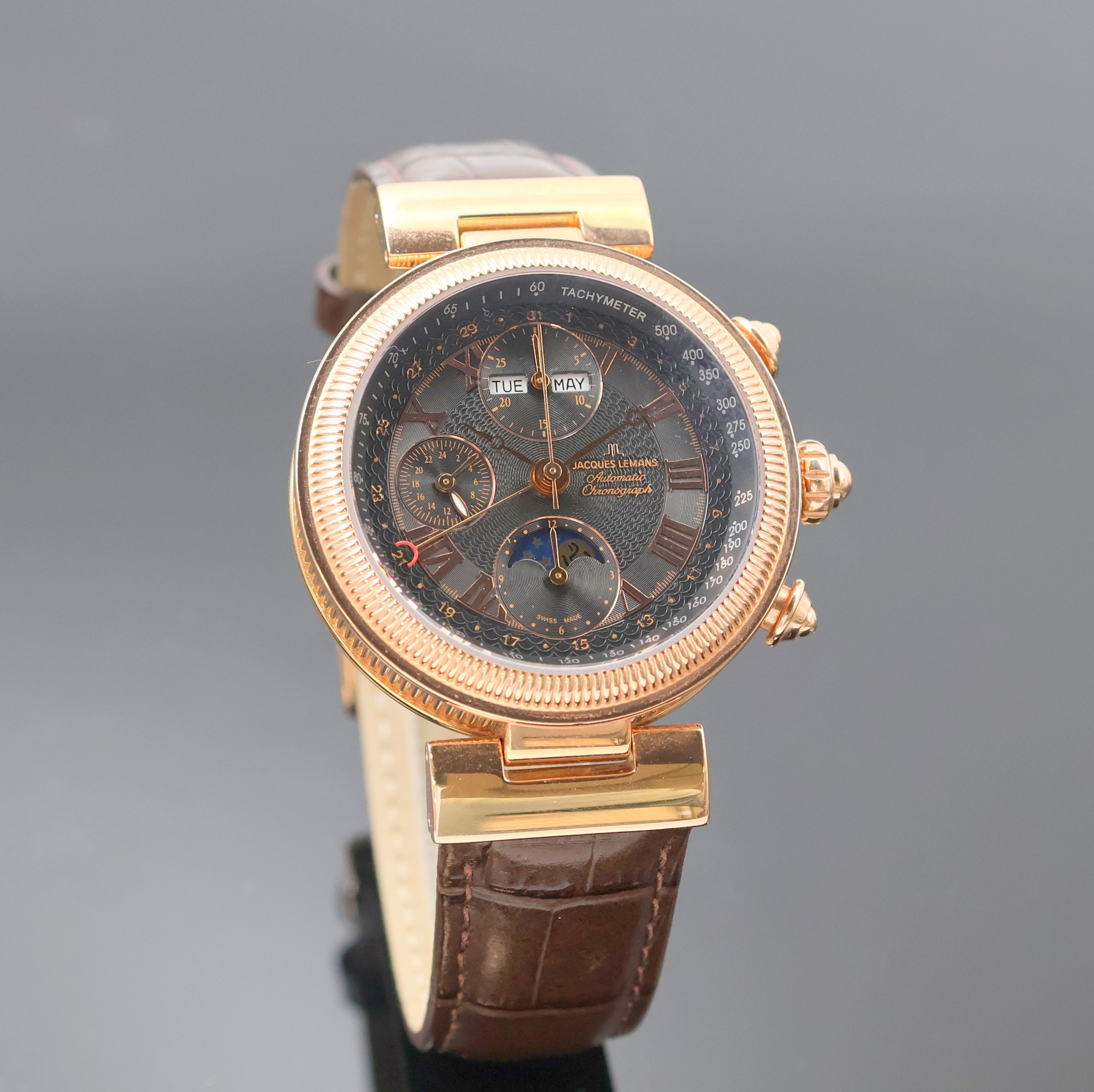 Detail b: JACQUES LEMANS vergoldeter Armbandchronograph mit Vollkalender Referenz 1-1217, Schweiz um 2005, Automatik, beids. vergl. Geh., Boden verschr., ...