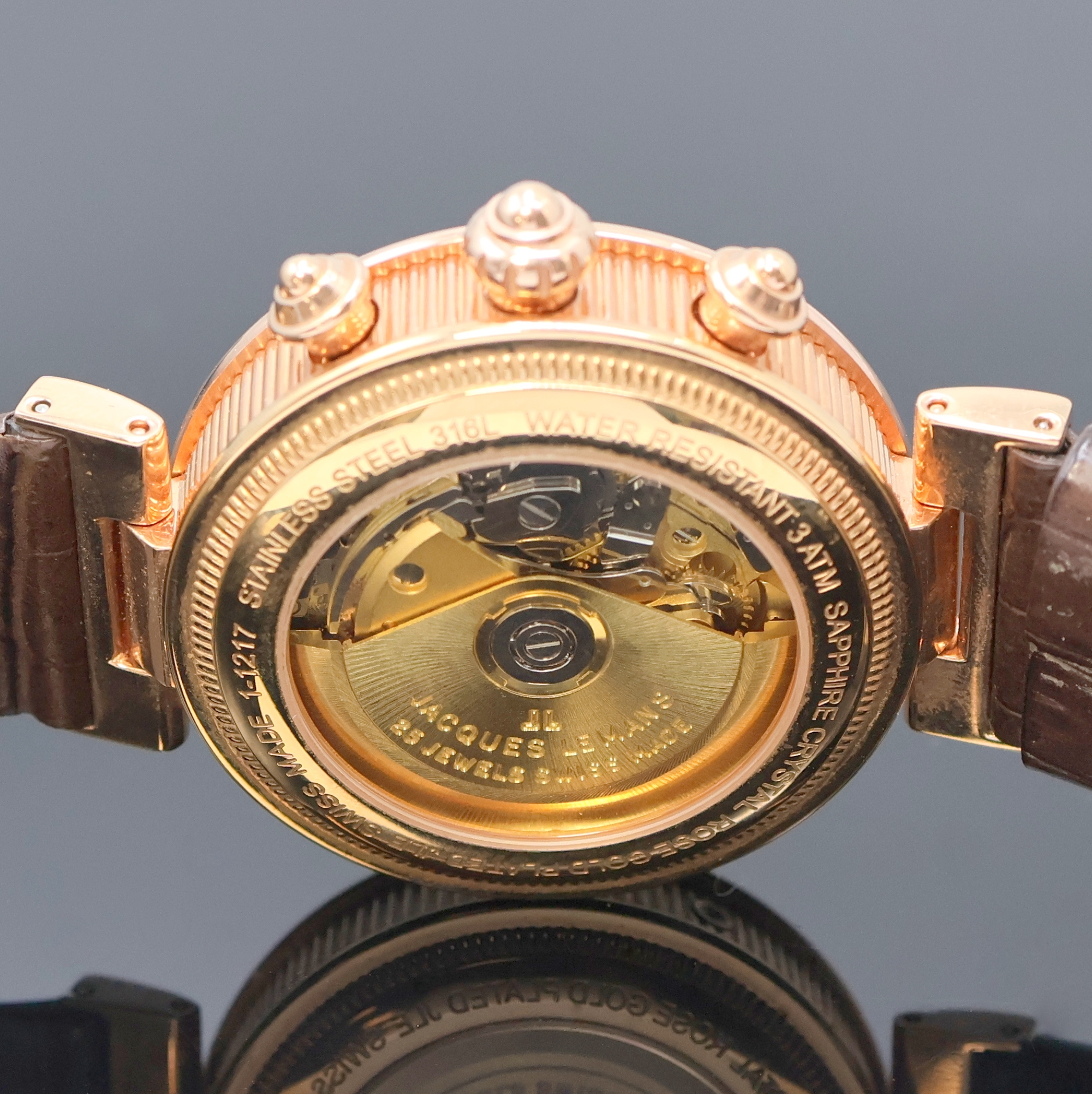 Detail e: JACQUES LEMANS vergoldeter Armbandchronograph mit Vollkalender Referenz 1-1217, Schweiz um 2005, Automatik, beids. vergl. Geh., Boden verschr., ...