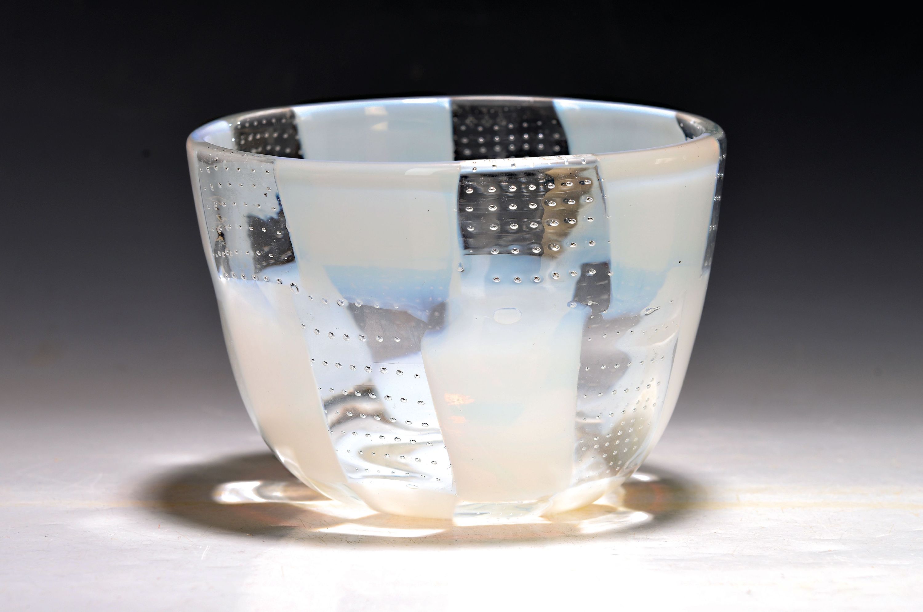 Image 27036597 - Glasschale Pezzato, Barovier & Toso, Murano, 2. Hälfte 20.Jh., farbloses Glas, ...