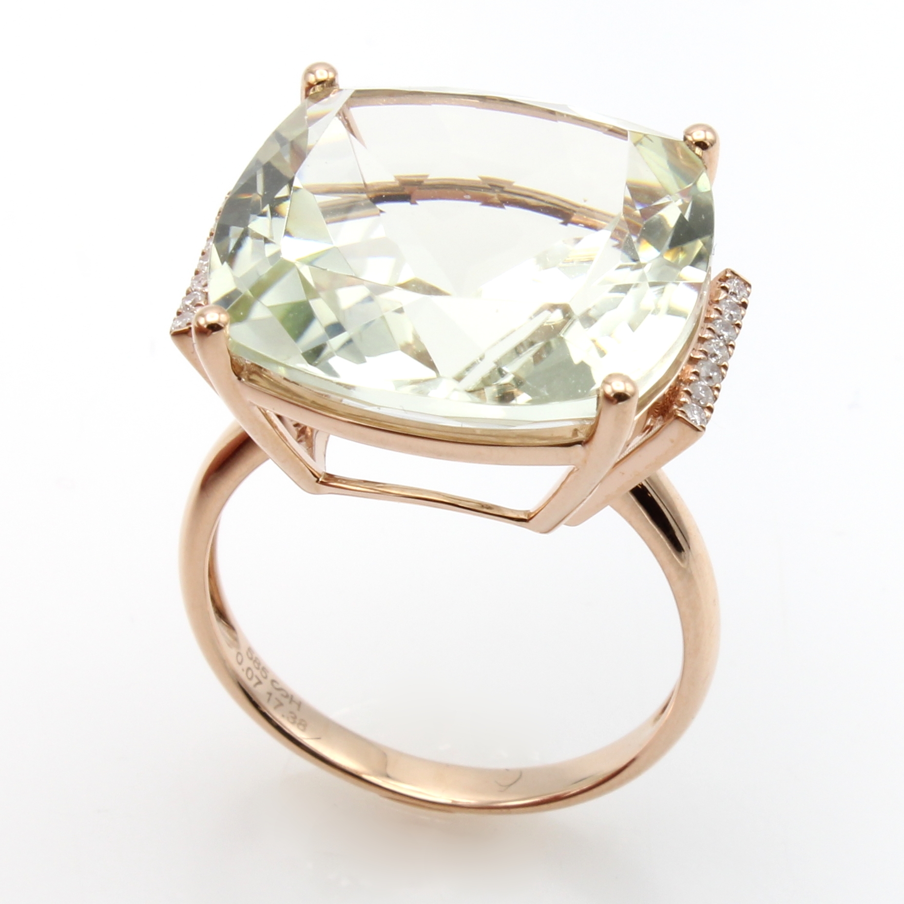 Image 27036638 - Ring mit Aquamarin und Brillanten, RoséG 750/000, fac. Aquamarin ca. 17.38 ct, 14 ...