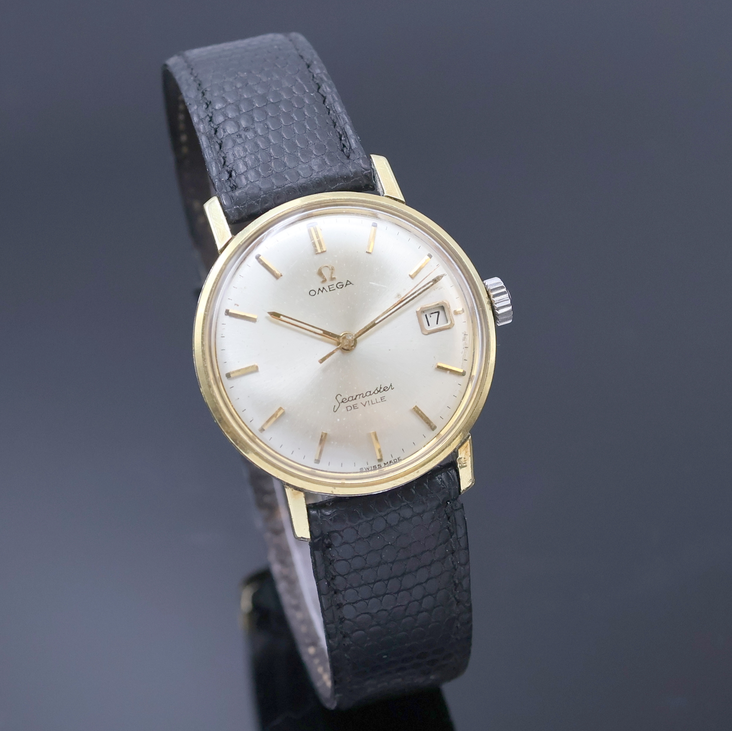 Detail b: OMEGA Seamaster De Ville Herrenarmbanduhr in Stahl mit Goldhaube Referenz 14920 62 SC, Schweiz um 1964, Handaufzug, Monocoque-Geh., Boden m. ...