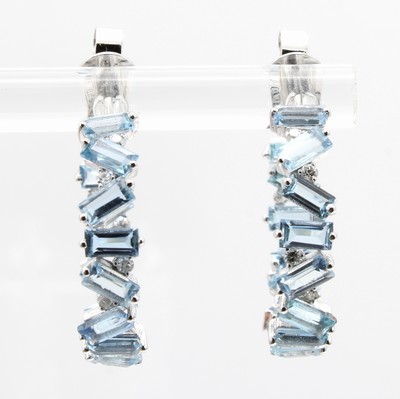 27036632a - Paar Ohrstecker mit Aquamarinen und Brillanten, WG 585/000, 30 Aquamarine zus. ca. 3.43 ...