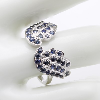 27036648a - Ring ´Flügel´ mit Saphiren, WG 750/000, 44 Saphire zus. ca. 1.08 ct, RW ca. 55 ...