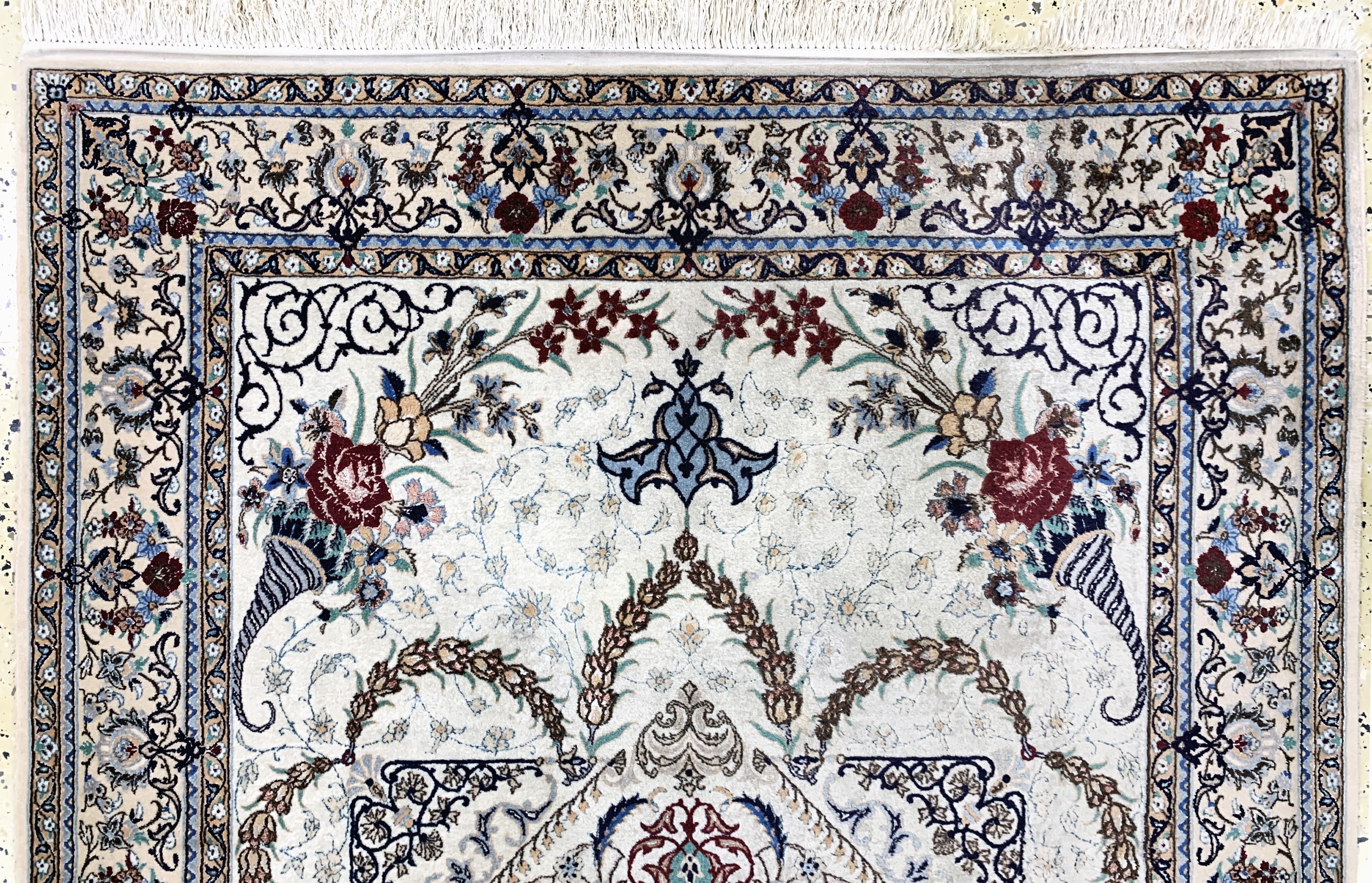 Detail a: Nain fein, Persien, Mitte 20.Jhd., Korkwolle mit Seide, ca. 195 x 128 cm, EHZ: 2,reinigungsbedürftig