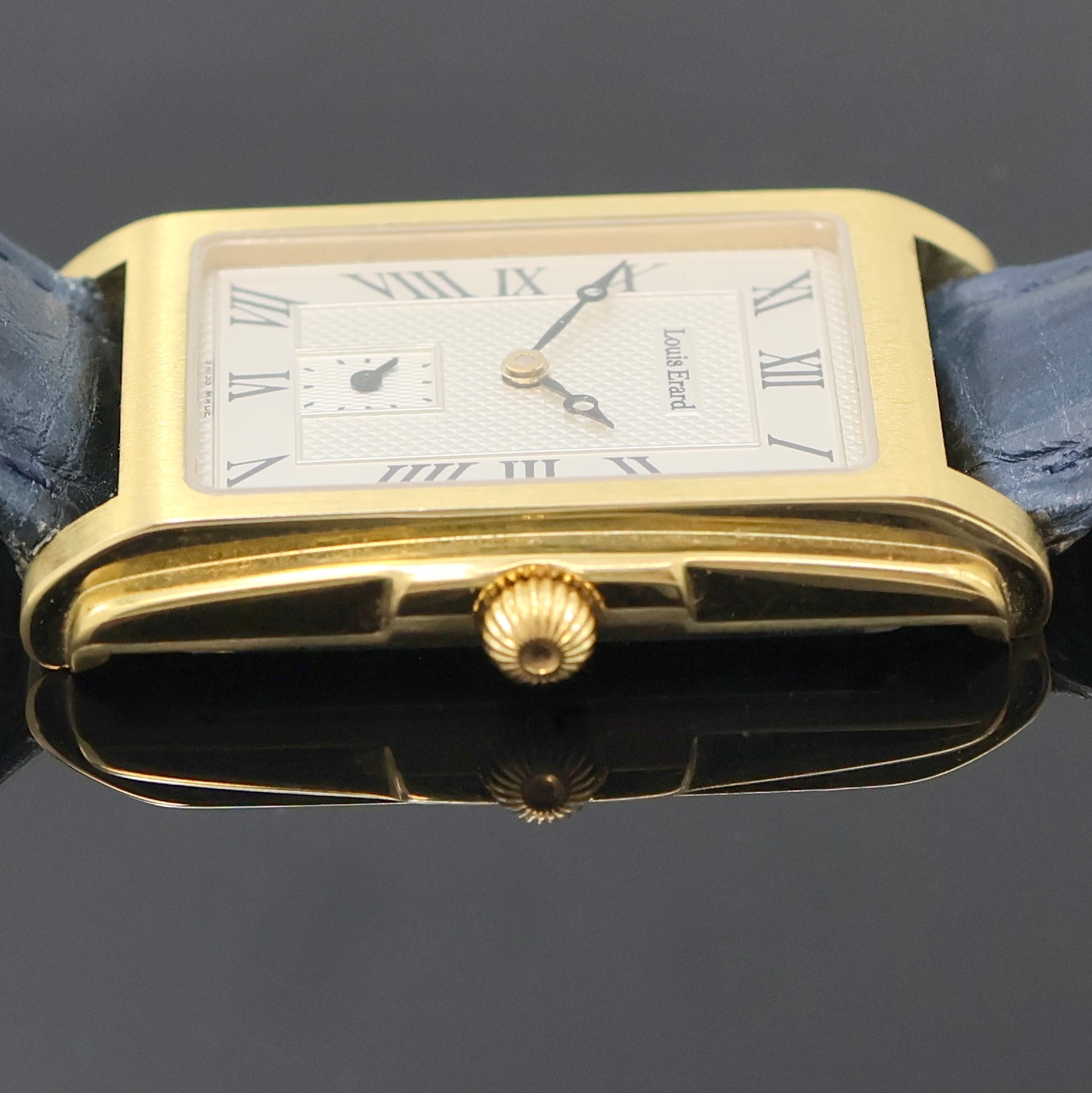 Detail b: LOUIS ERARD nahezu neuwertige vergoldete Armbanduhr, Schweiz um 1990, Handaufzug, gestuftes rechteck. Geh., Stahlboden aufgedr., silb. Zifferbl. im ...