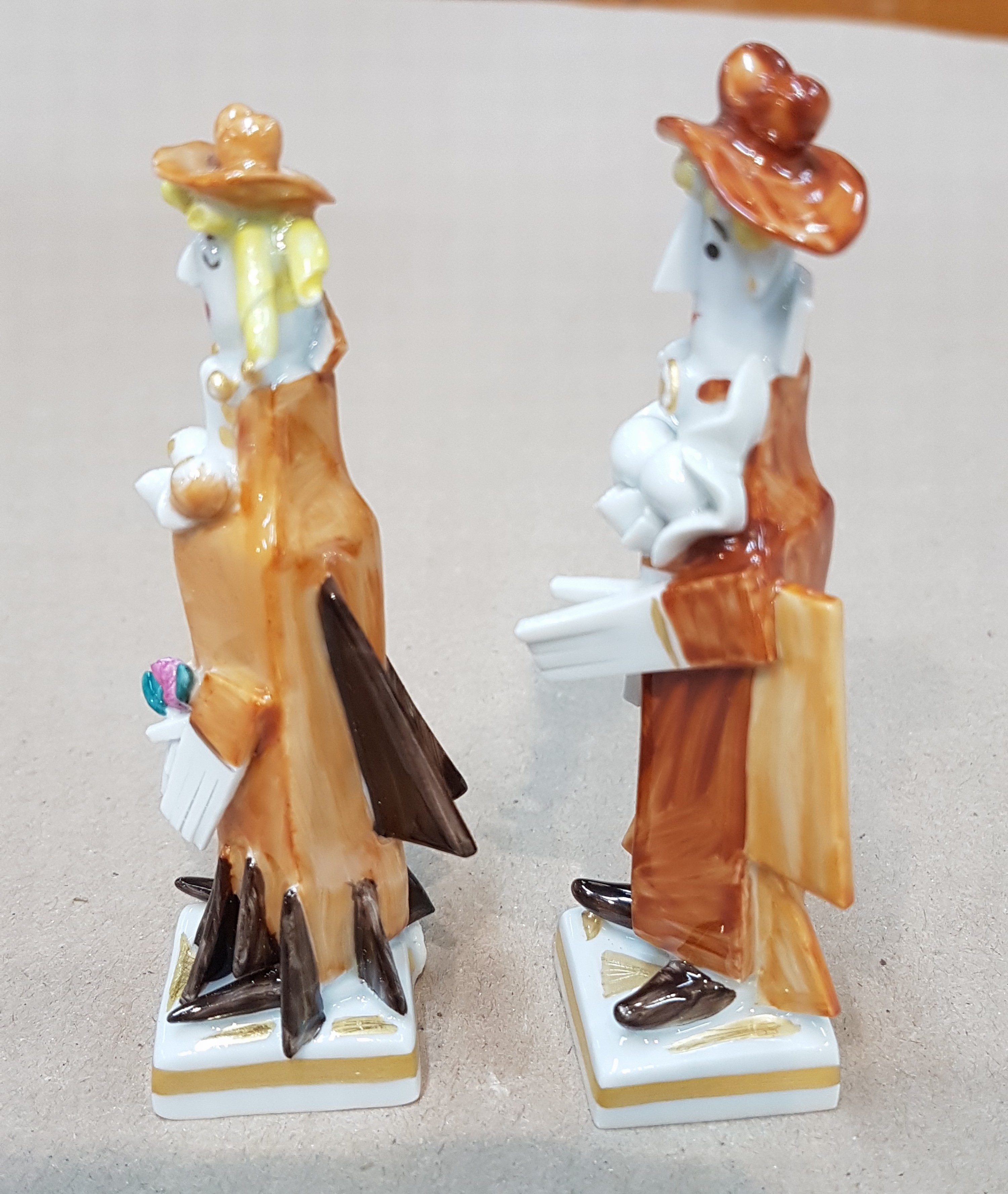 Detail p: Sechsteilige Porzellangruppe, Meissen, Entwurf Peter Strang, Faustgruppe: Mephisto, Faust, Gretchen, Marthe, Student friedlich und Student aggressiv, ...
