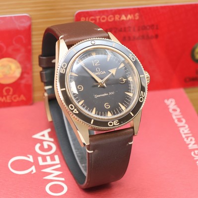 27036705b - OMEGA Seamaster 300 Co-Axial Master Chronometer neuwertige Herrenarmbanduhr in Bronze ...