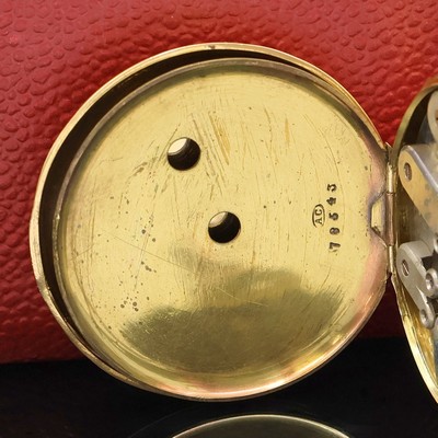 27036736e - Offene Herrentaschenuhr in GG 750/000 mit Schlüsselaufzug, Schweiz um 1860, guill. Geh. ...