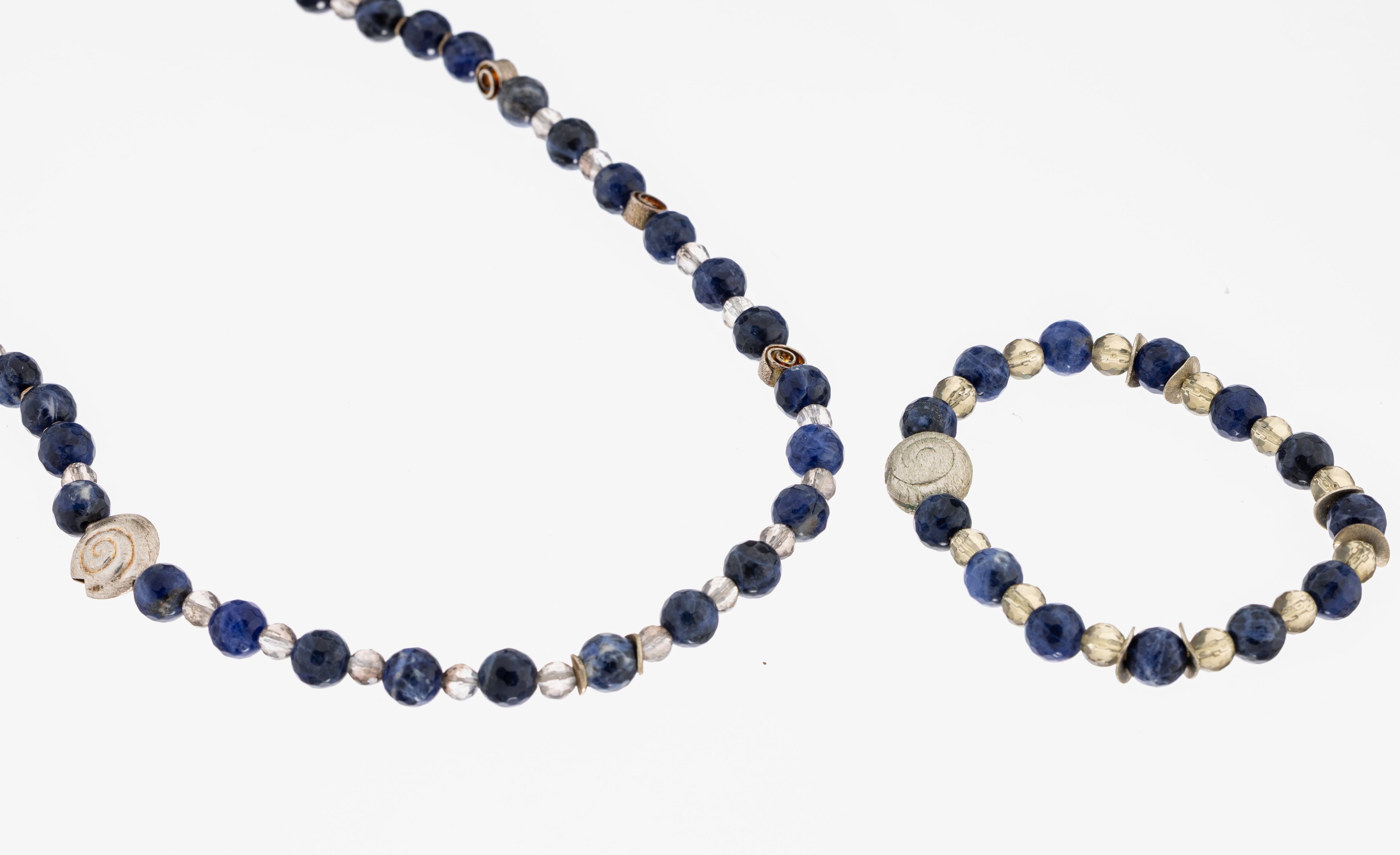 Image 27036825 - Sodalith-Rauchquarz-Schmuckset, best. aus: 1 Collier, L. ca. 53 cm, facett. Sodalith- ...