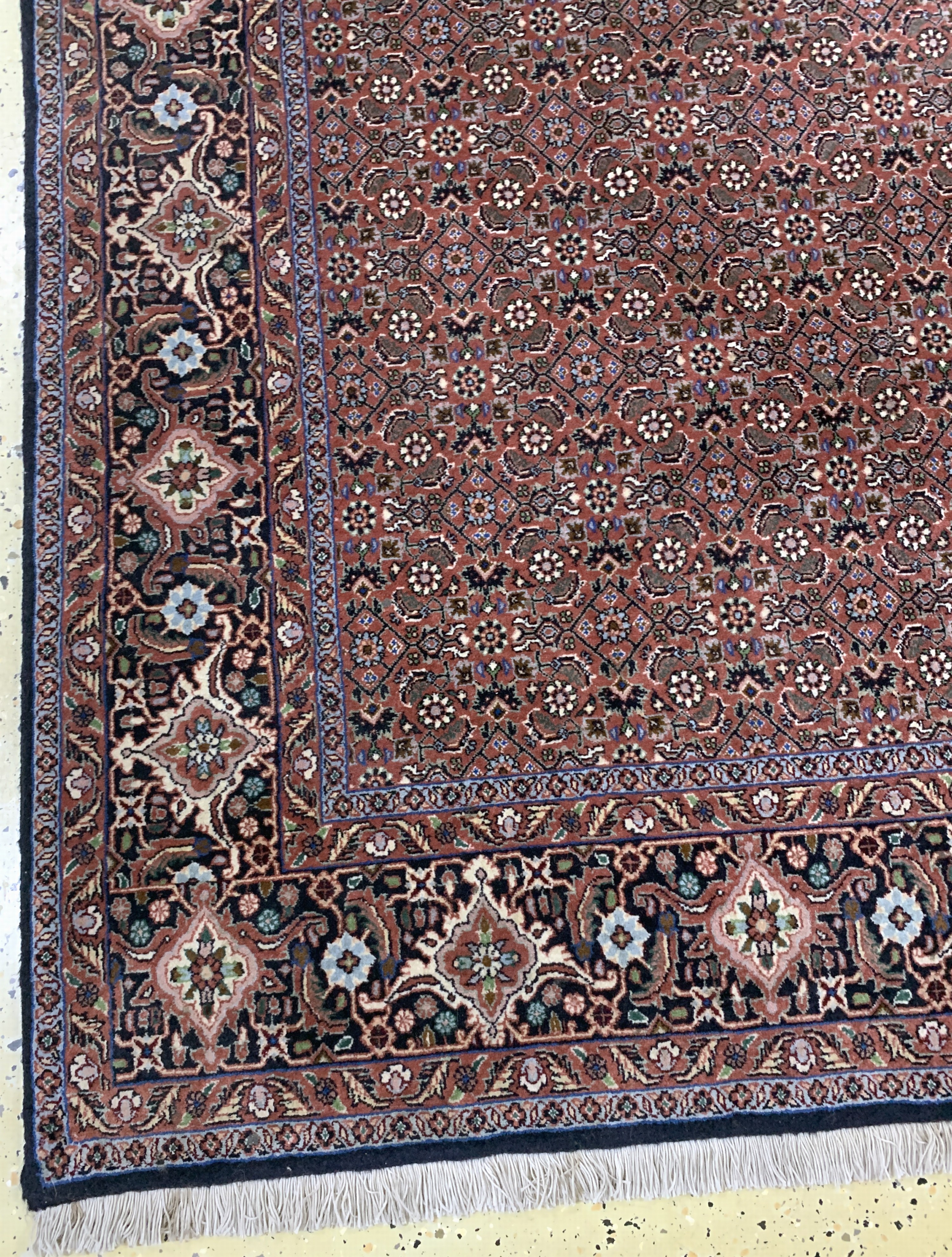 Detail b: Bidjar, Persien, Ende 20.Jhd, Korkwolle, ca. 290 x 202 cm, EHZ: 2, Fleck am Rand
