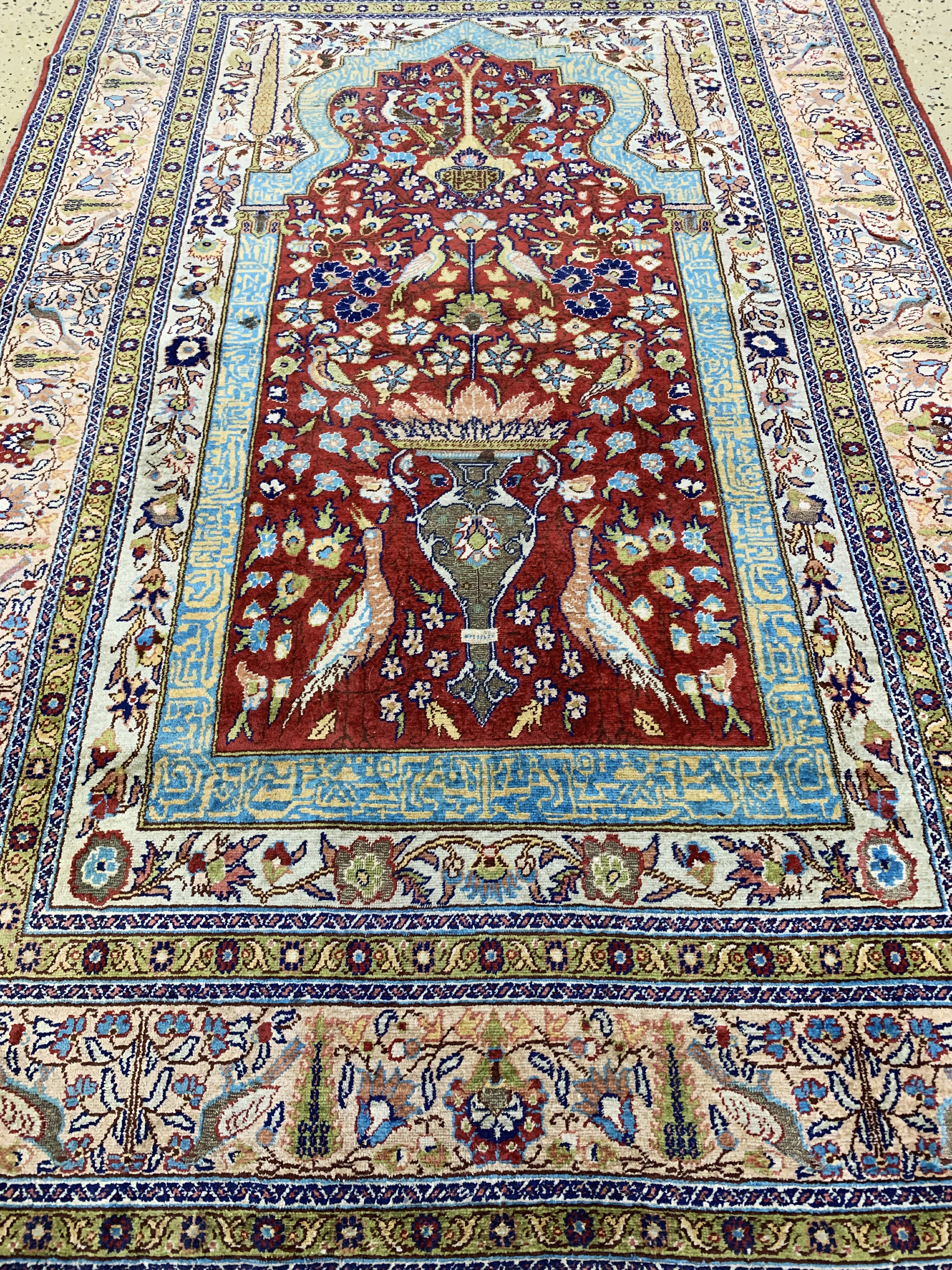 Detail d: Kayseri Seide, Türkei, Mitte 20.Jhd., reineNaturseide, ca. 152 x 102 cm, metallbroschiert, EHZ: 2
