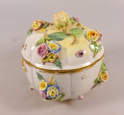 27036845p - Tete-a-tete, Meissen, Knaufzeit/Anfang 20.Jh., Porzellan, gestreute Blümchen, ...