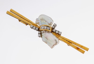 Image 18 kt Gold Perl-Brillant-Brosche, GG/WG 750/000, länglich, abstrakte Schleife, mittig ...