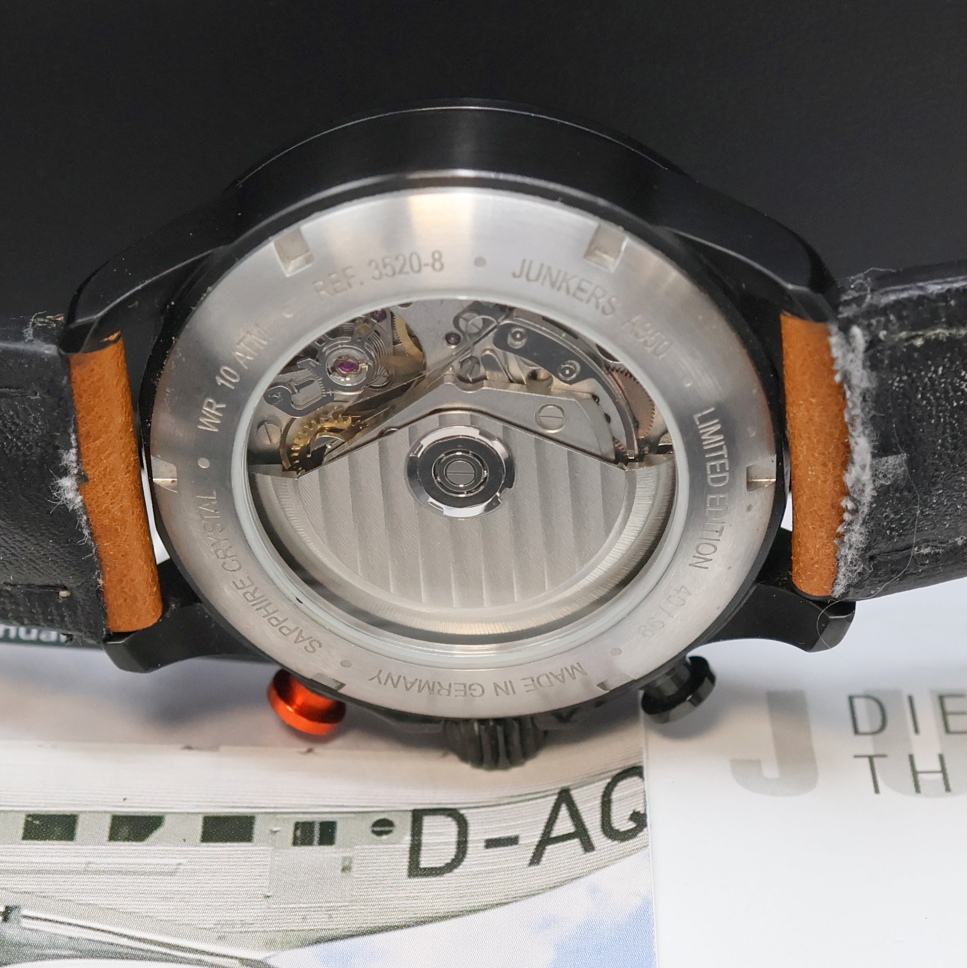 Detail e: JUNKERS seltener, auf 99 Stück limitierter Armbandchronograph A350 Referenz 3520-8, Automatik, Deutschland / Schweiz um 2010, geschwärztes ...