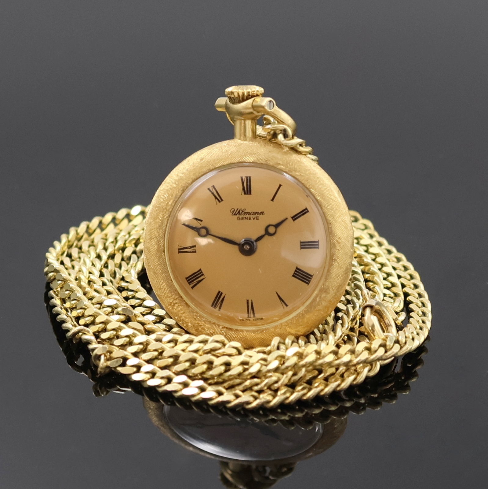 Image 27036923 - ULLMANN Geneve kleine, offene Damenanhängeuhr in GG 585/000 an Kette in GG 585/000, ...