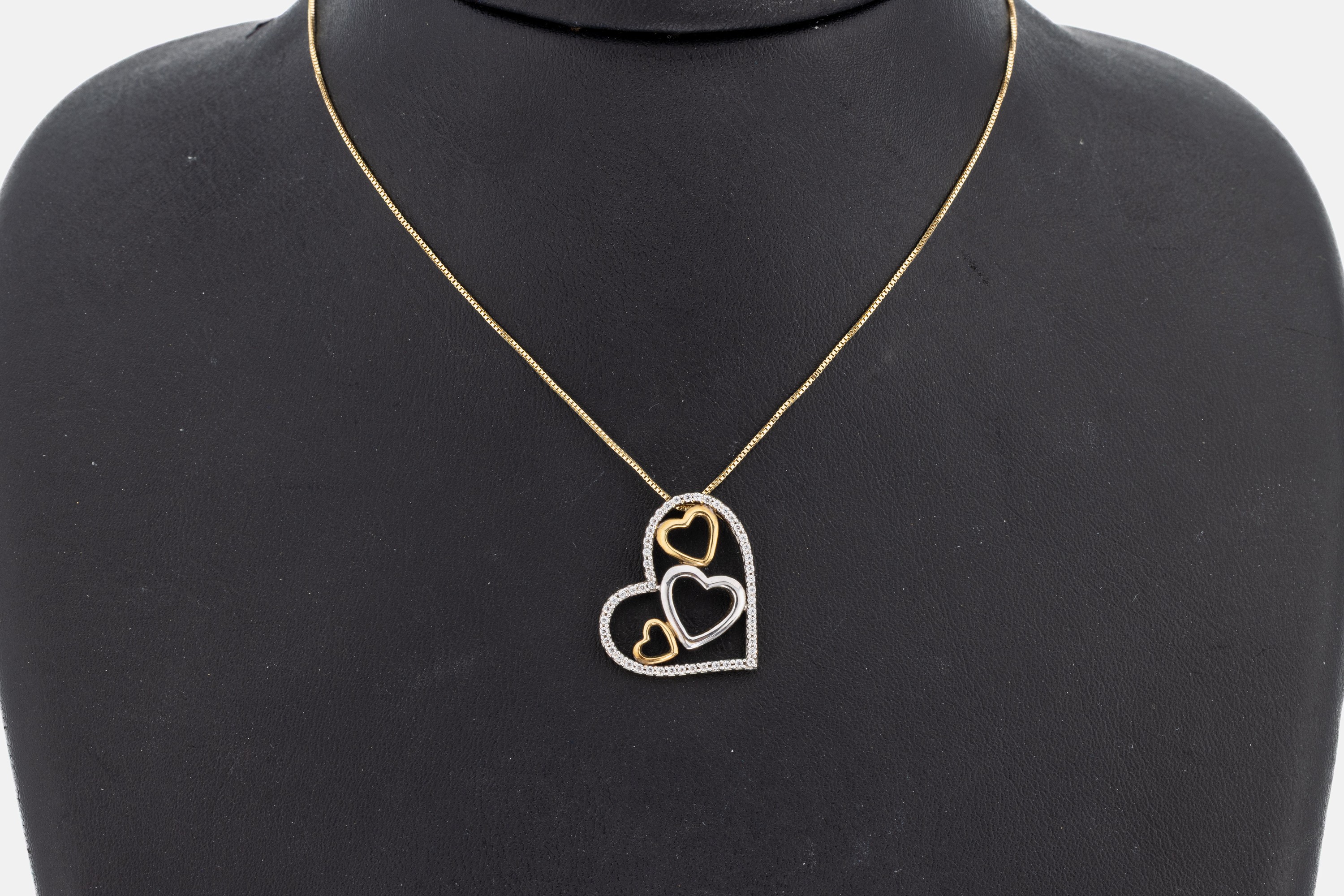 Image 27036960 - 8 kt Gold Brillant-Anhänger, GG 333/000, Brillanten zus. ca. 0.28 ct Weiß/si-p1, an ...