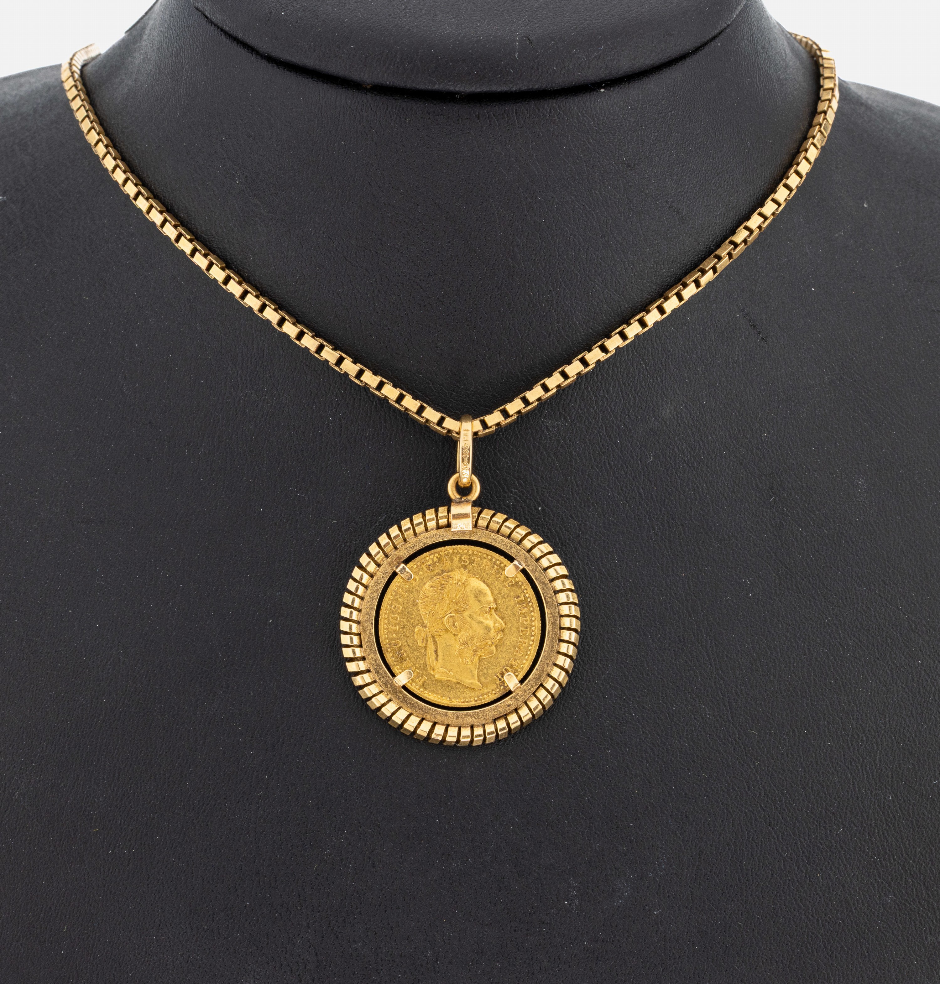 Image 27036977 - 14 kt Gold Münz-Anhänger, GG 585/000, lose gefasste Goldmünze, 1 Dukat, ...