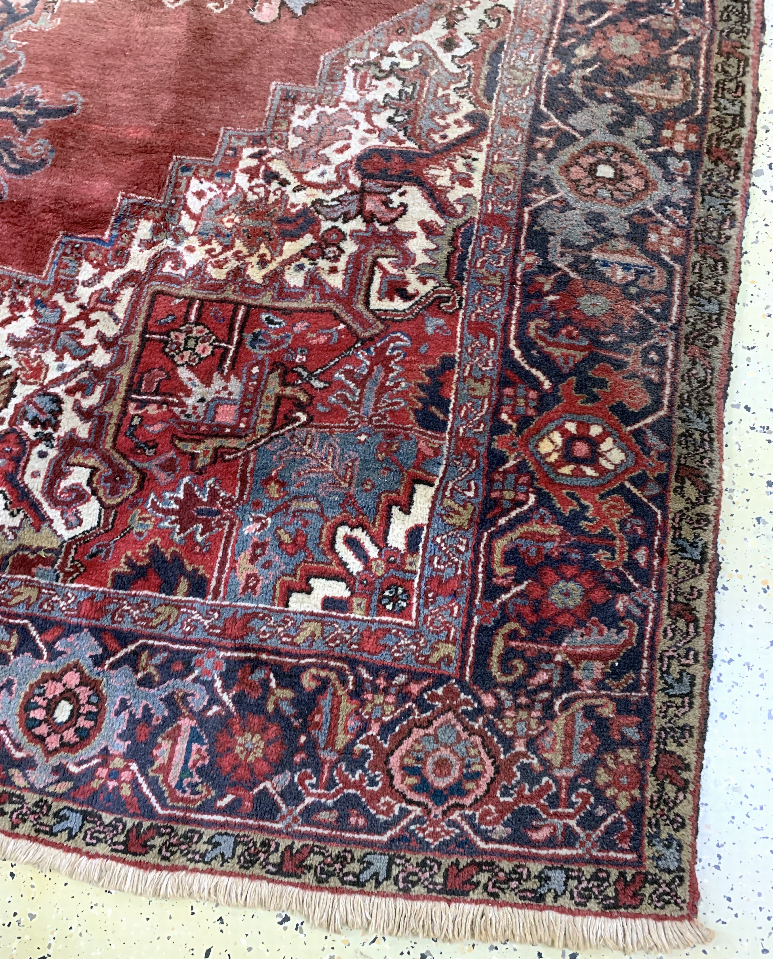 Detail a: Heriz, Persien, Mitte 20.Jhd, Wolle auf Baumwolle, ca. 330 x 253 cm, EHZ: 2