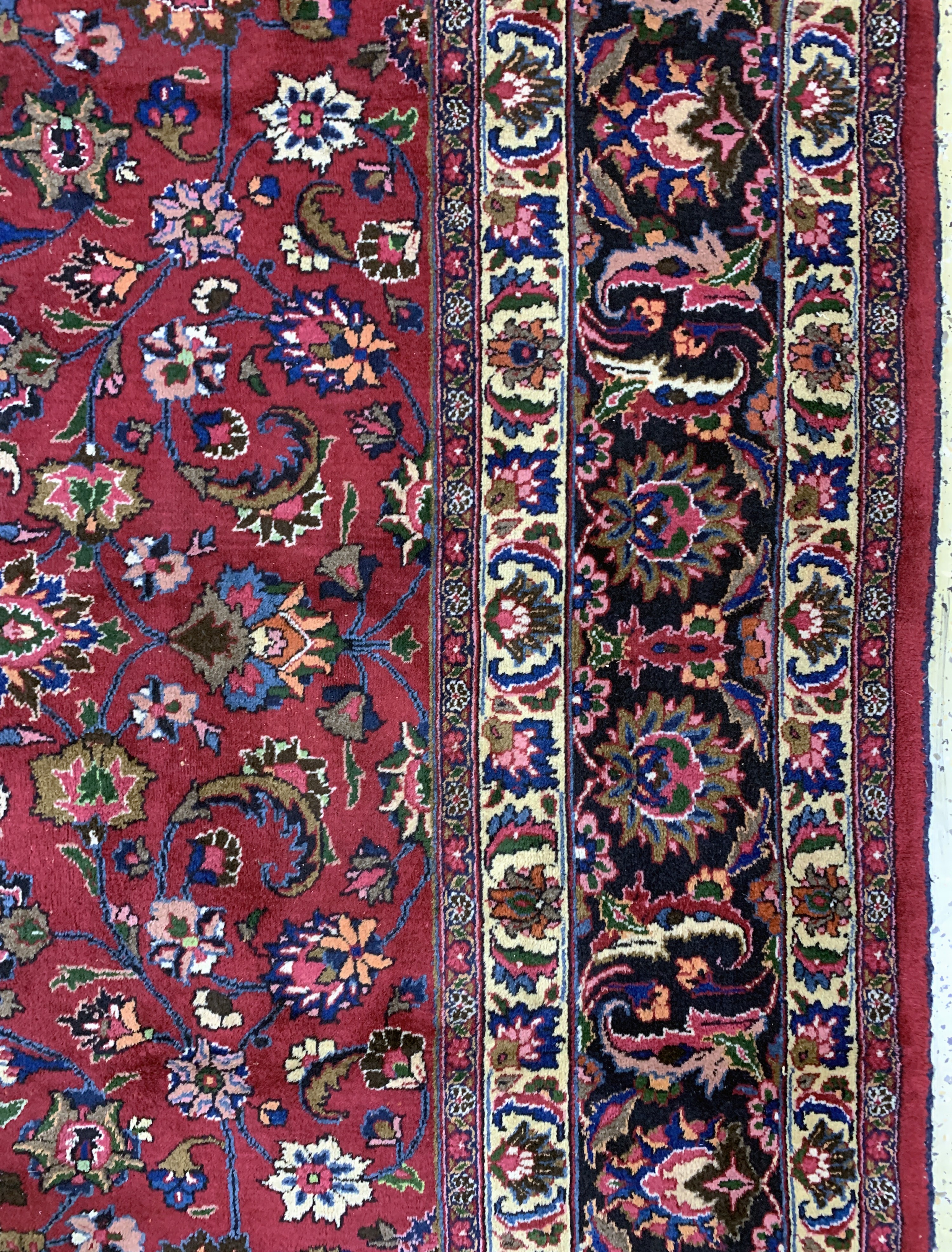 Detail f: Mesched signiert, Persien, Mitte 20.Jhd, Wolle auf Baumwolle, ca. 392 x 311 cm, EHZ: 2-3
