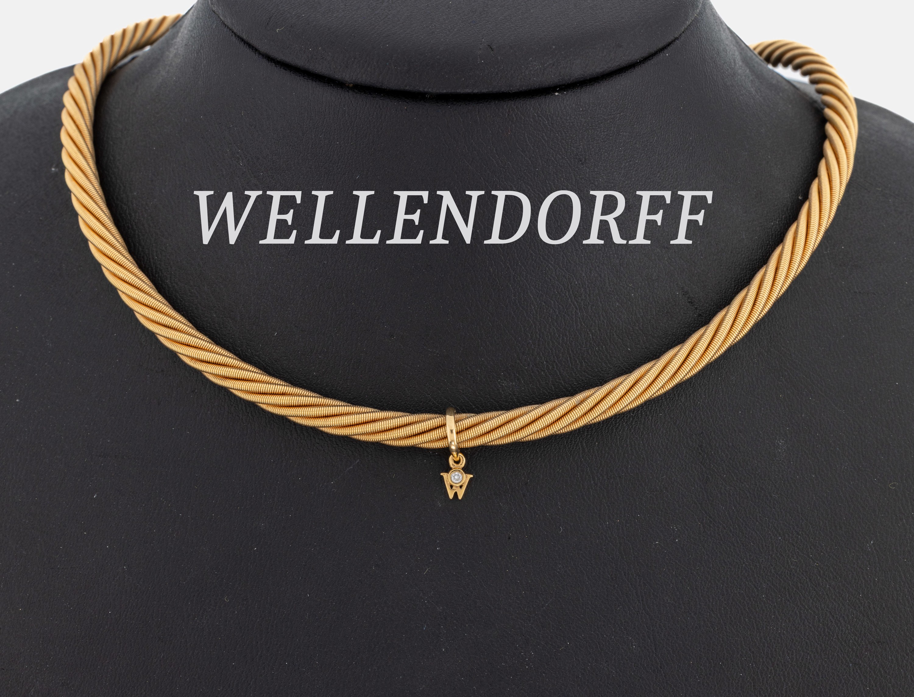 Image 27037041 - 18 kt Gold WELLENDORFF Collier ´Princess´, GG 750/000, mehrreihig gedrehtes Kordel- ...